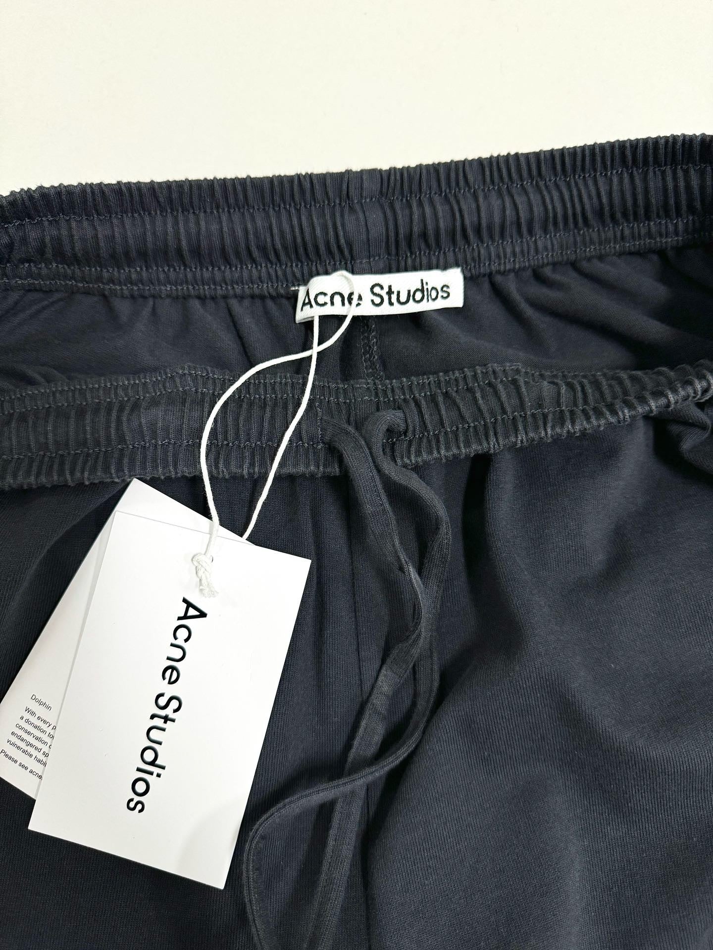 Black Short - FashionHype.xyz