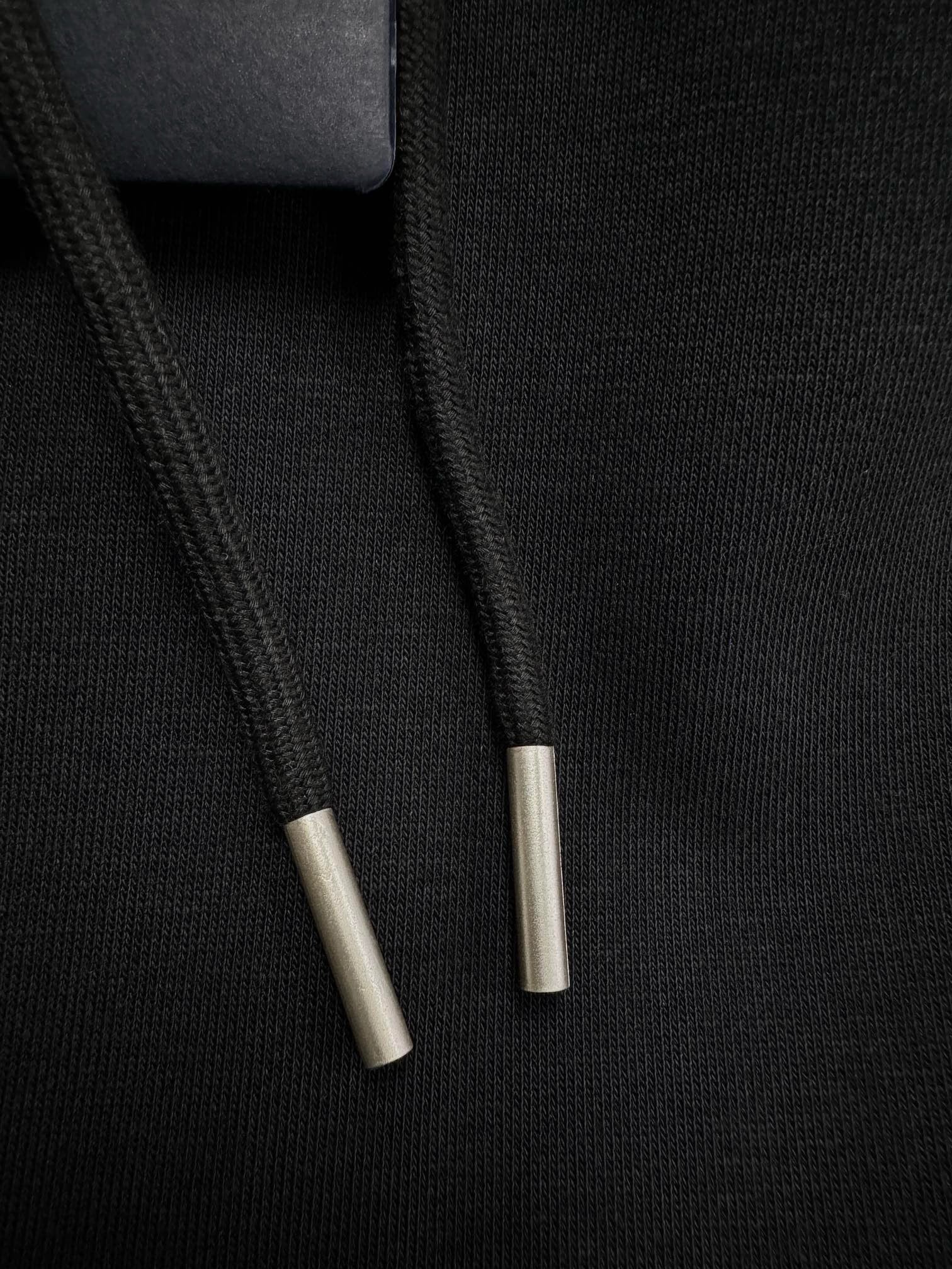Black Hoodie - FashionHype.xyz
