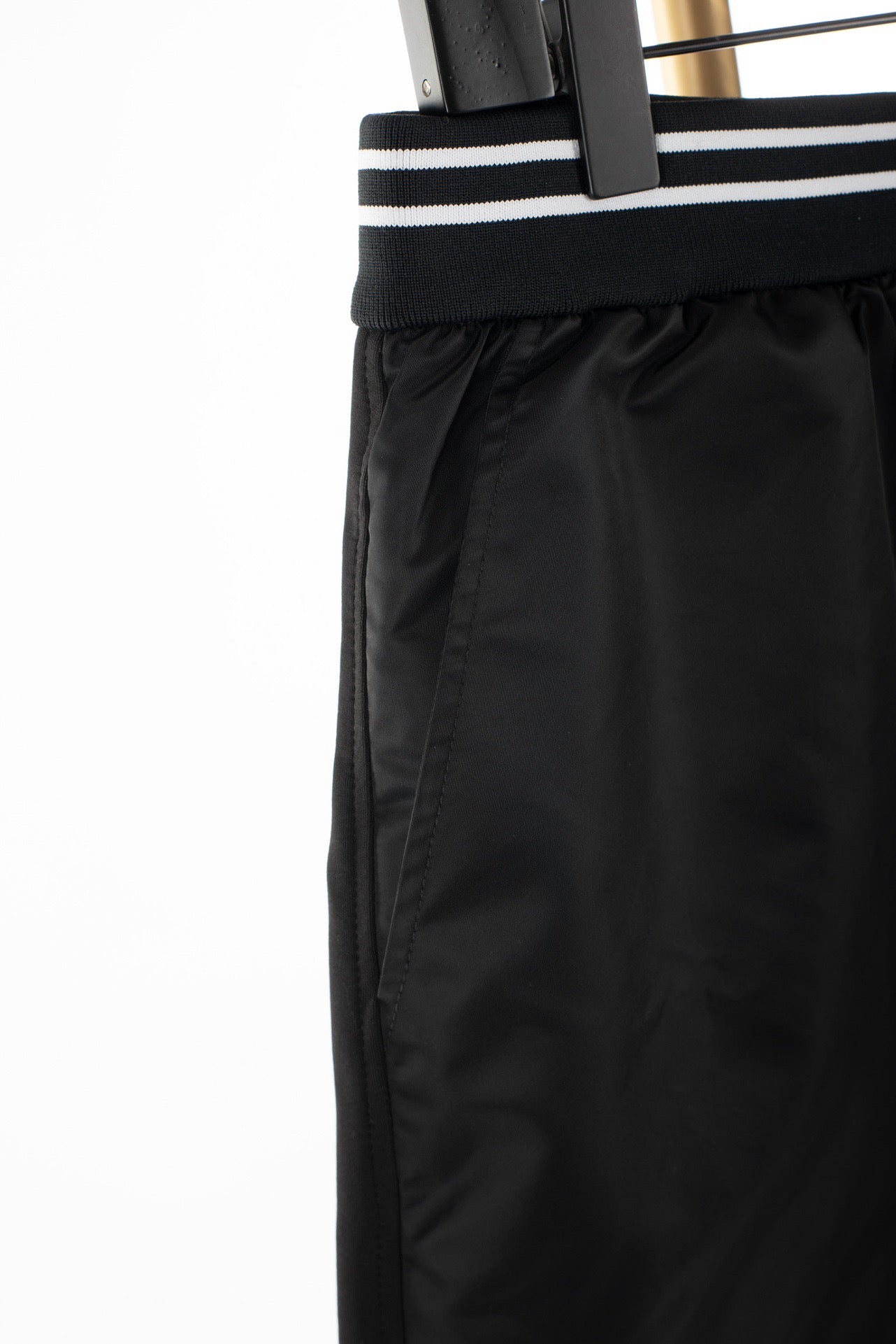 Black Short - FashionHype.xyz