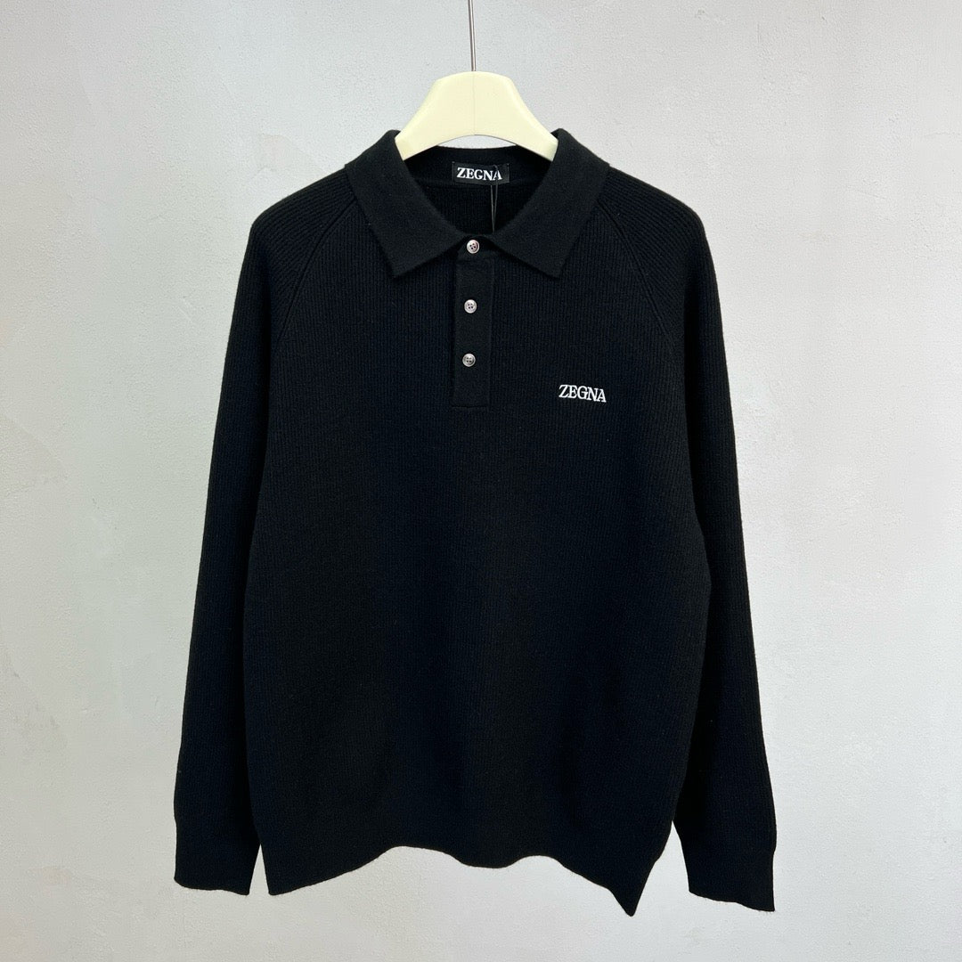 Jersey in Beige und Schwarz