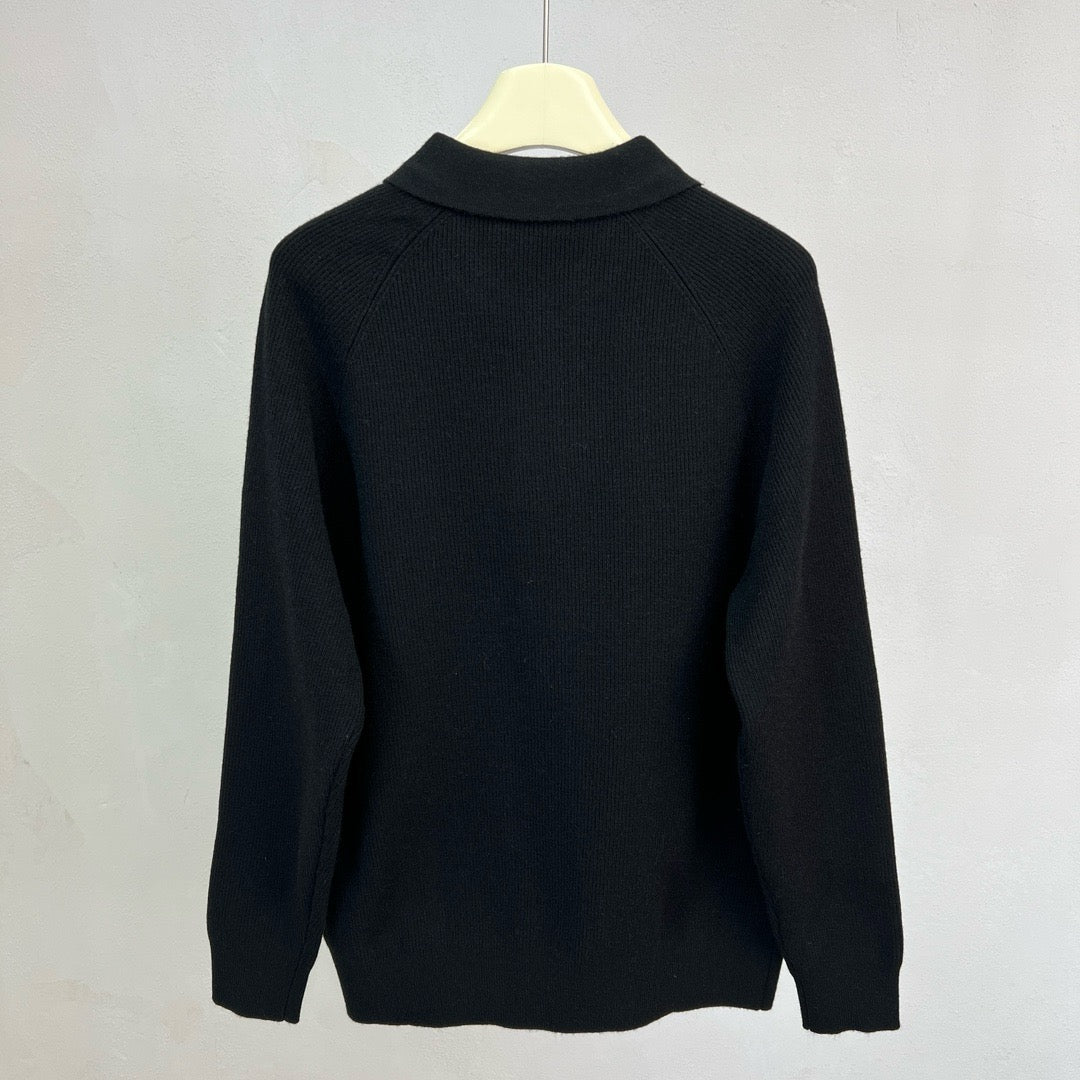 Jersey in Beige und Schwarz