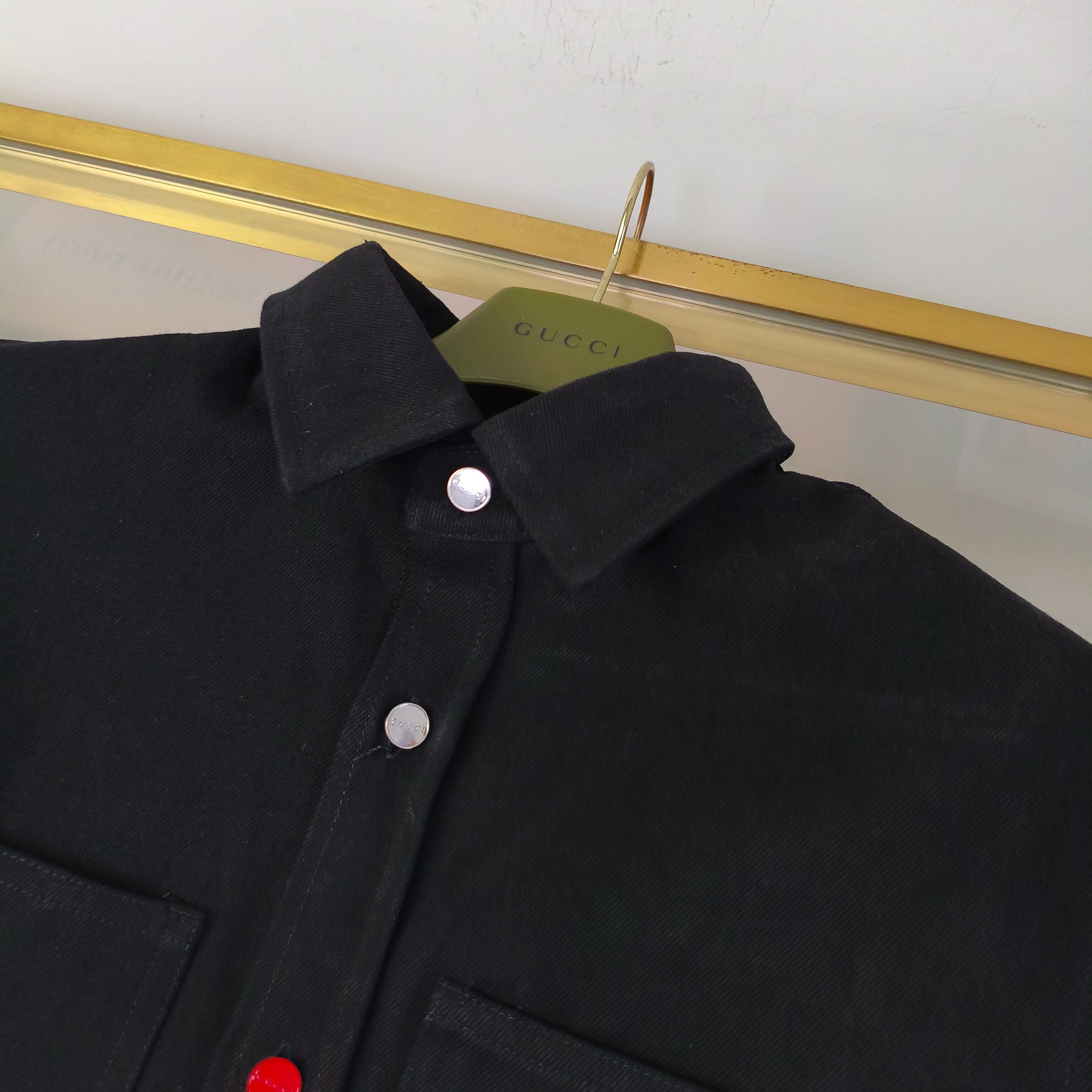 Schwarze Jacke
