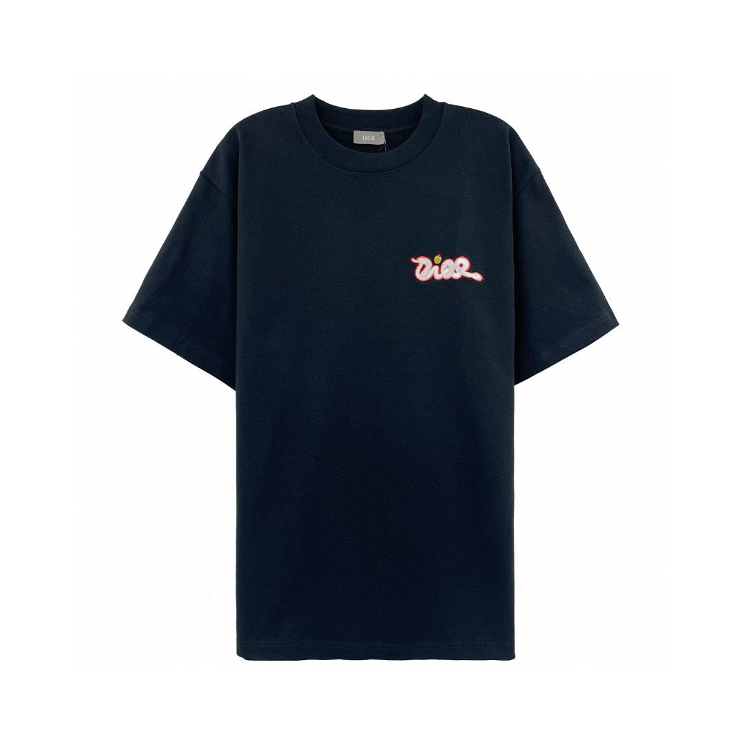 Schwarz-weißes T-Shirt