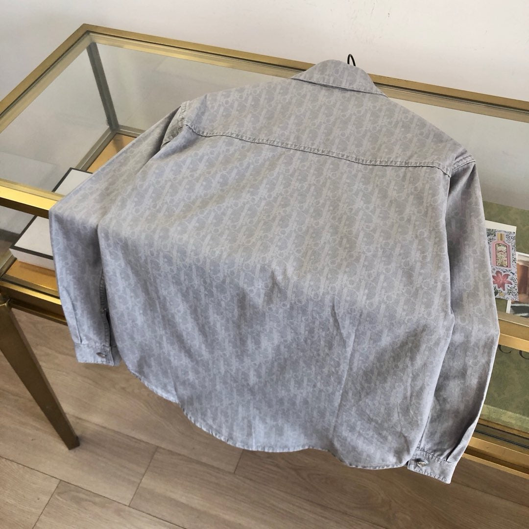 Graue Jacke