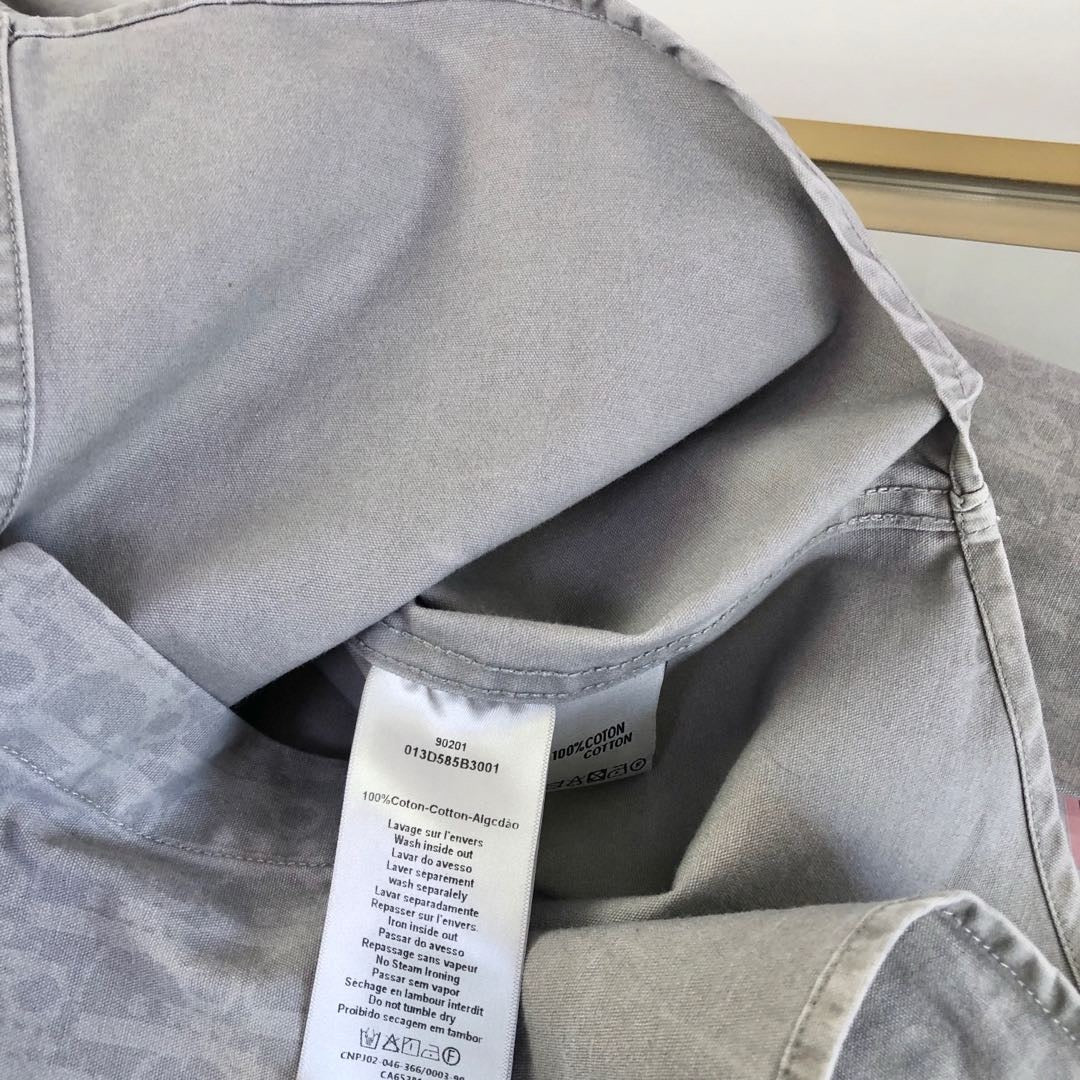 Graue Jacke