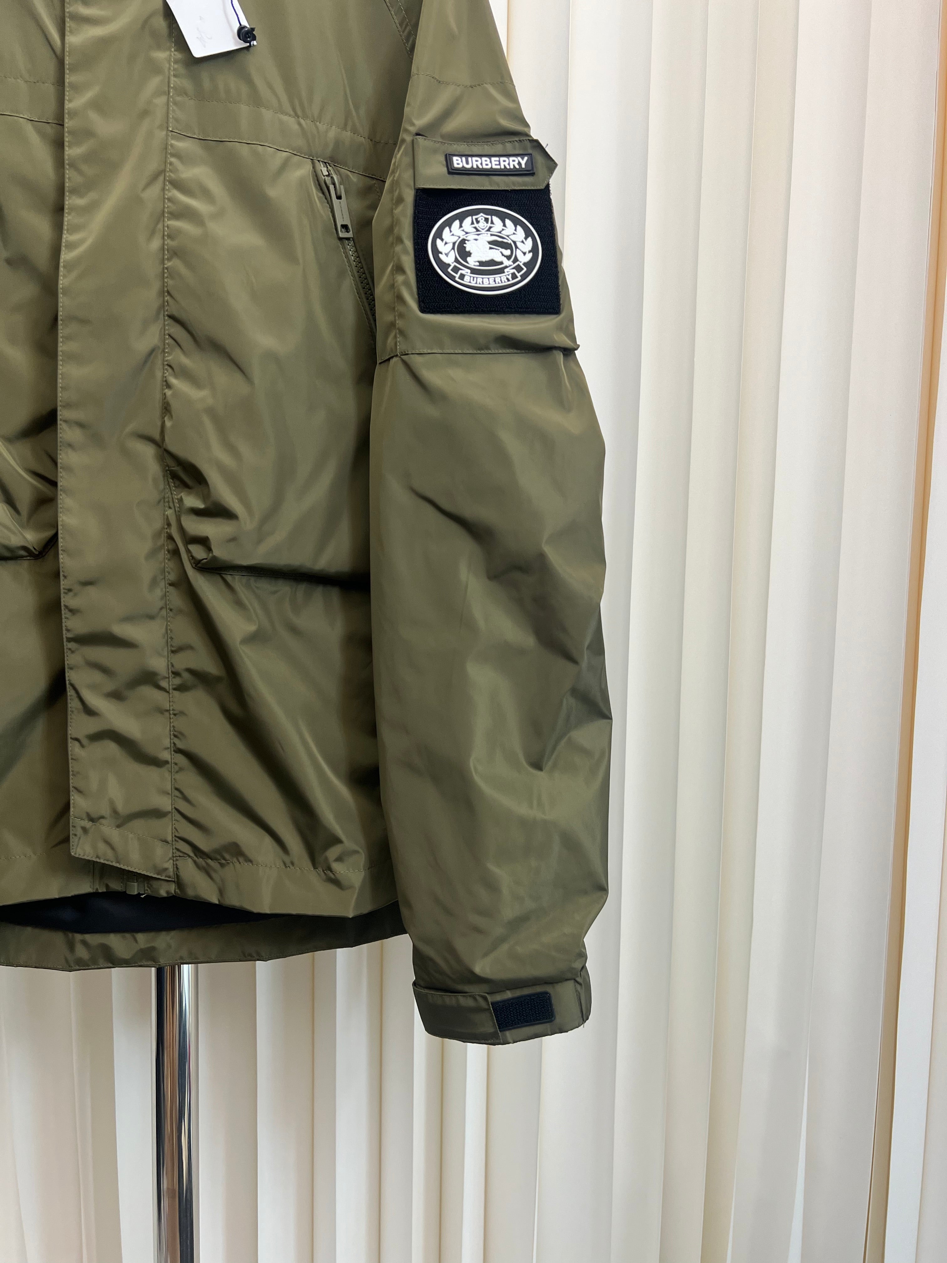 Black and Dark Green Jacket - FashionHype.xyz