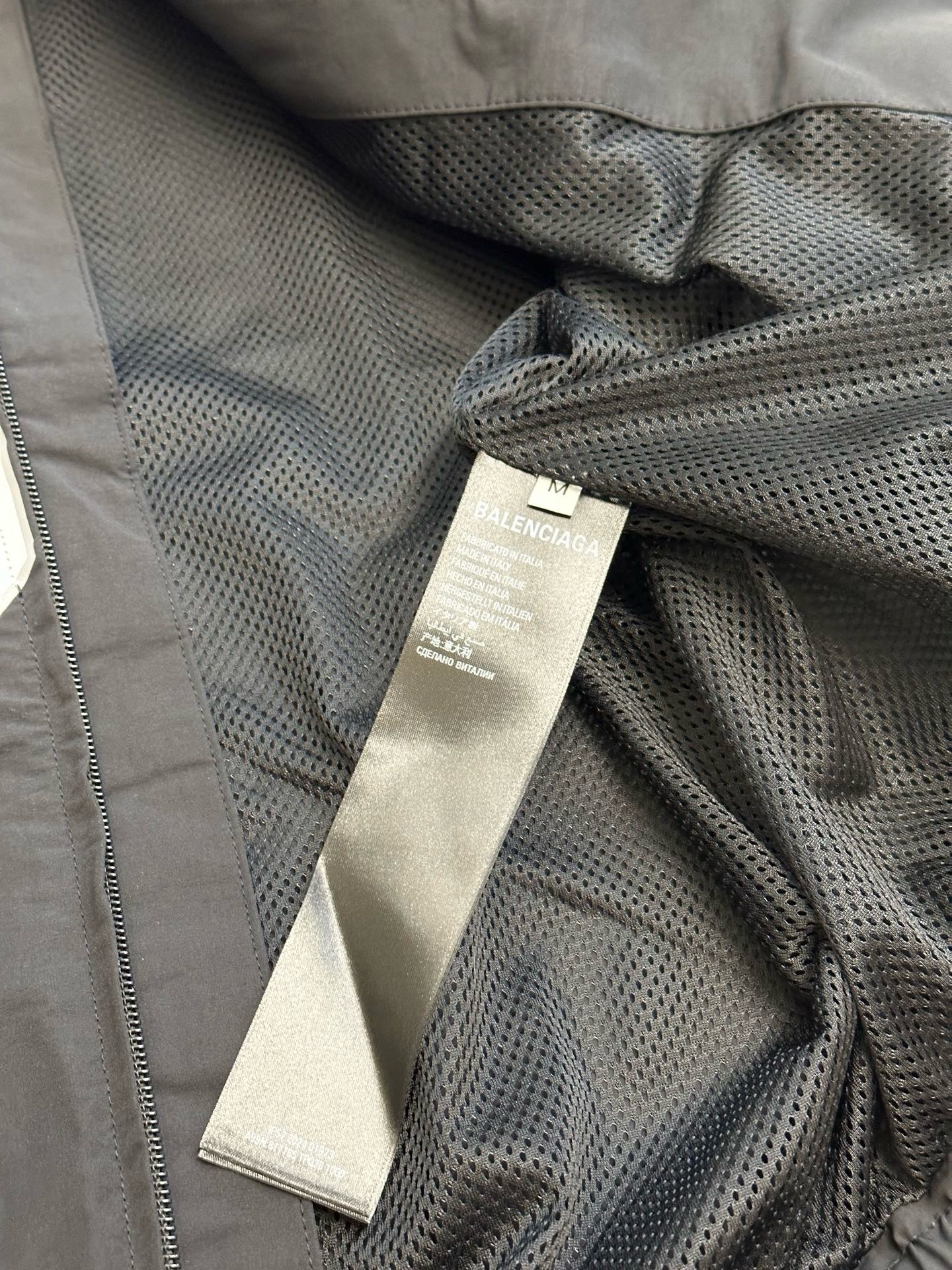 Schwarze Jacke