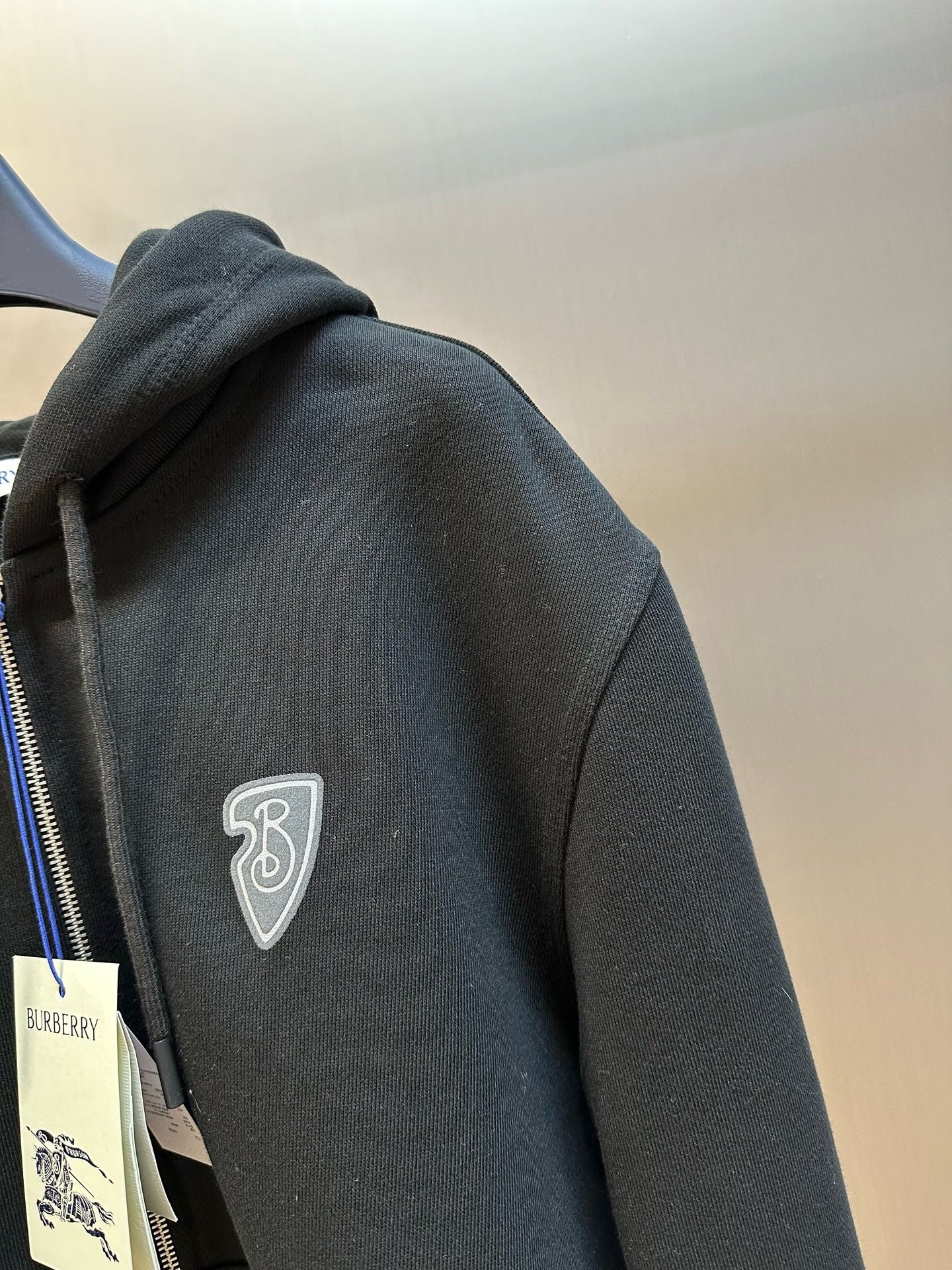 Schwarze Jacke