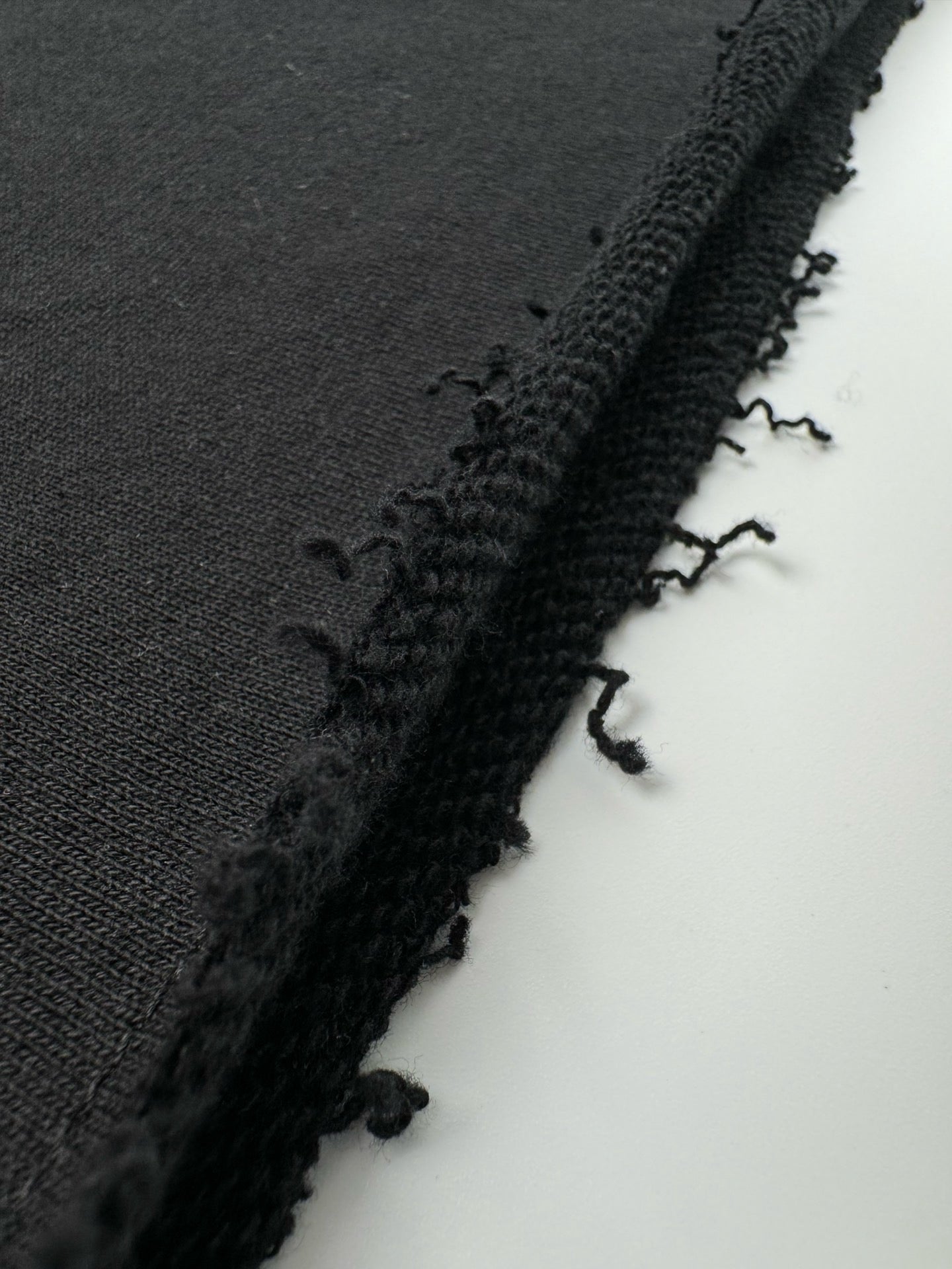 Corto en blanco y negro