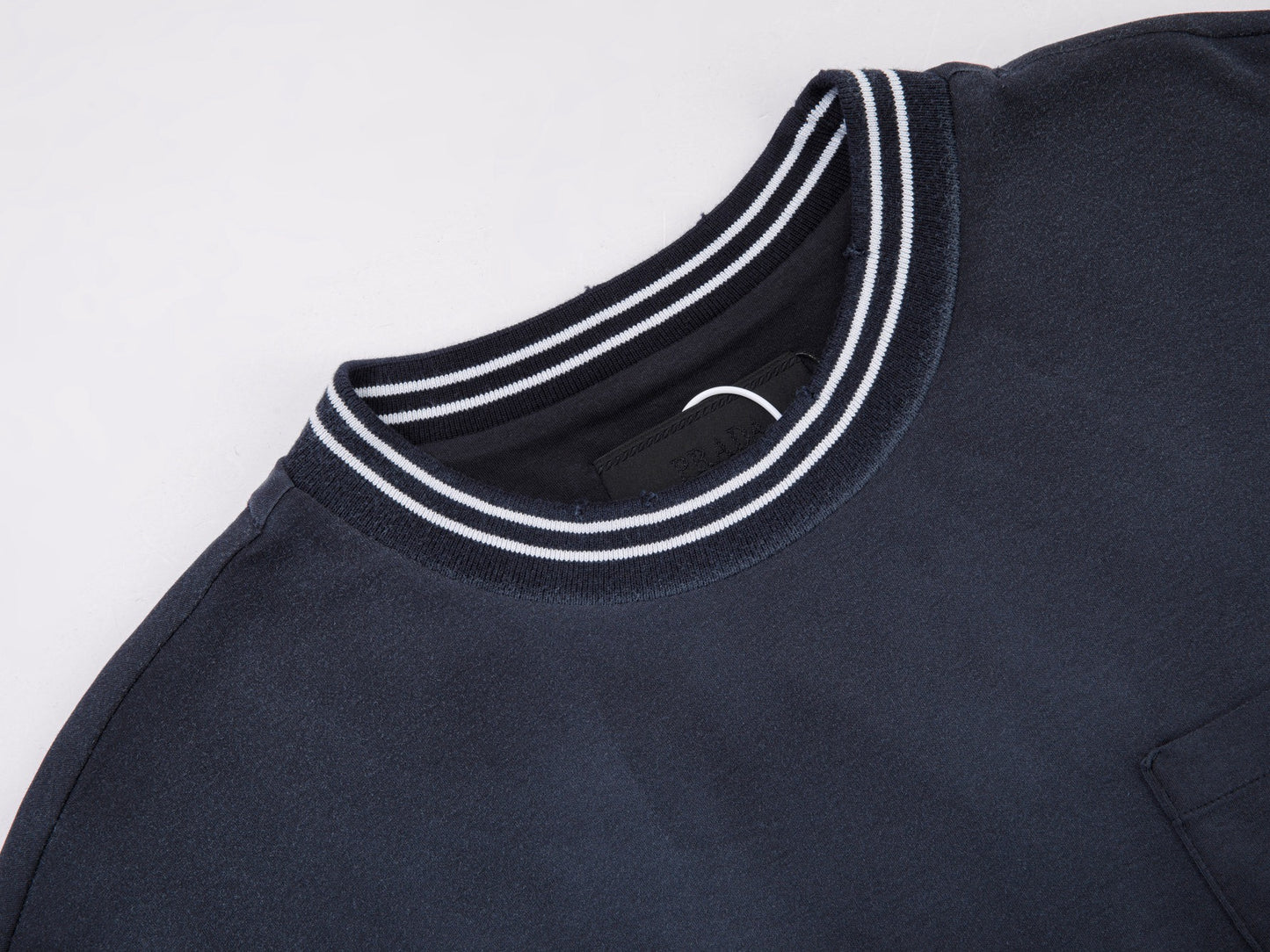Black T-Shirt - Size M - FashionHype.xyz
