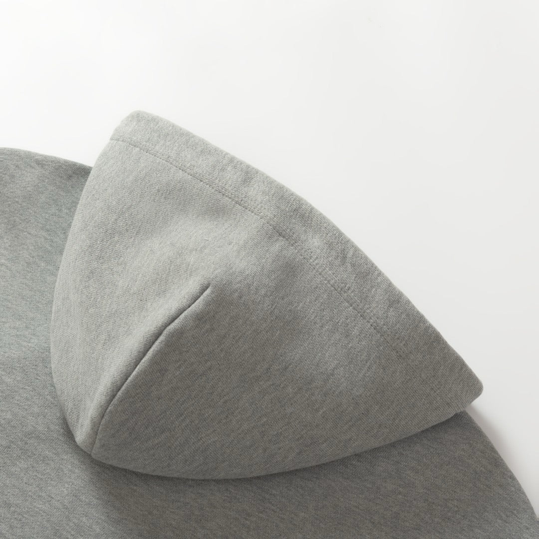 Schwarze und graue Jacke