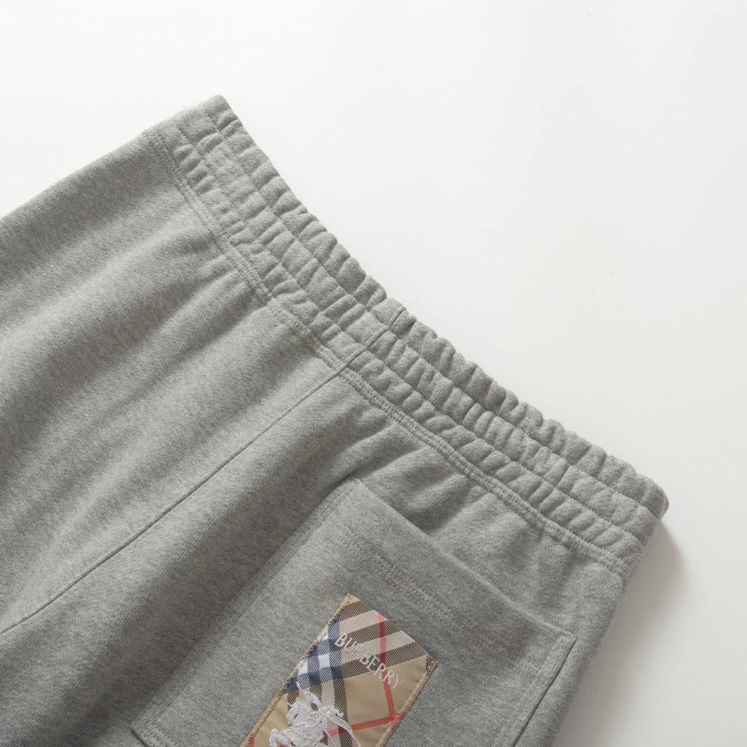 Schwarze und graue Hose