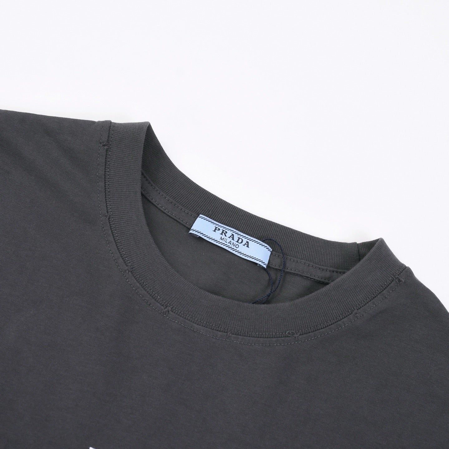 Mehrfarbiges T-Shirt