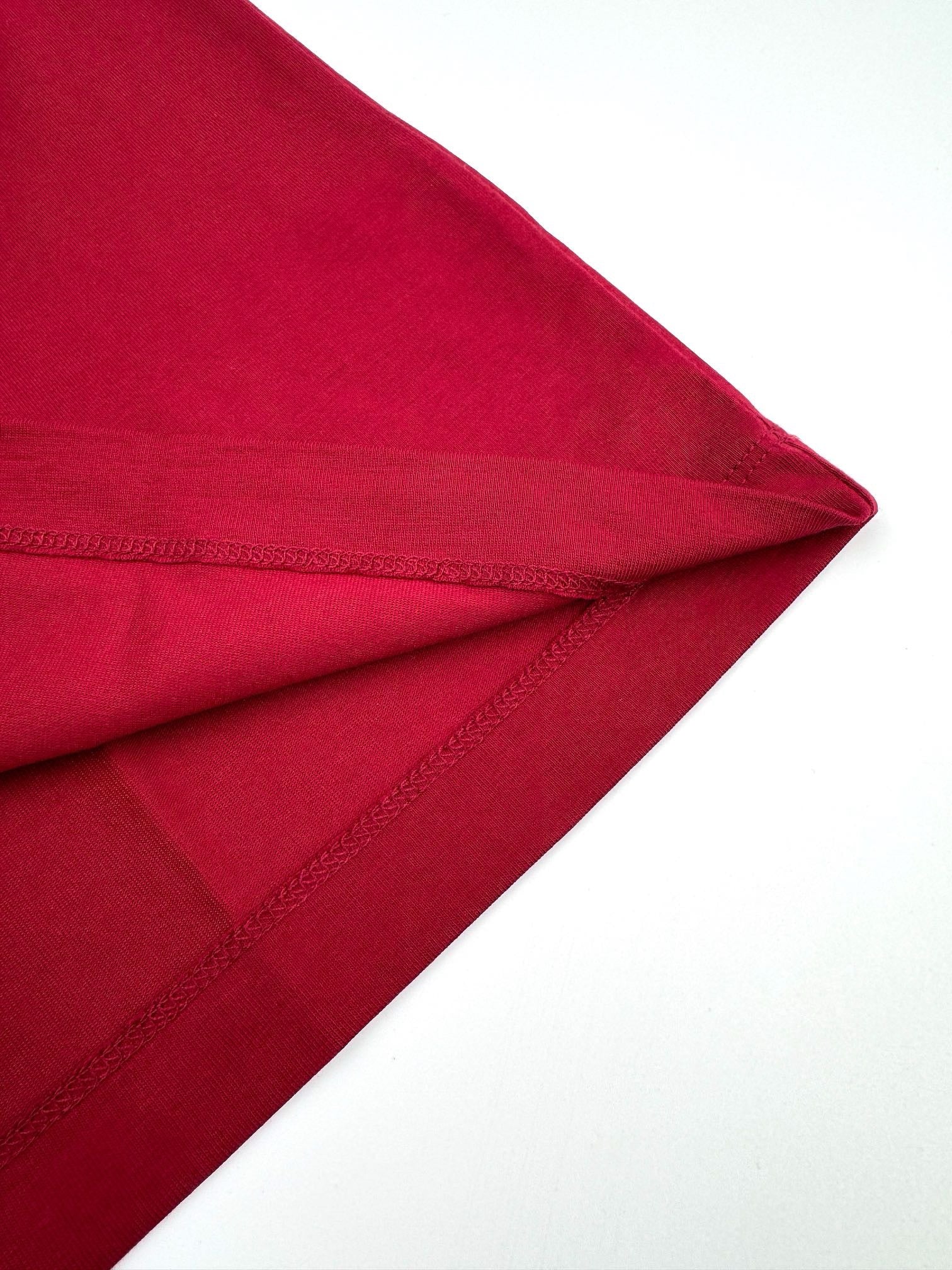 Red T-Shirt - FashionHype.xyz