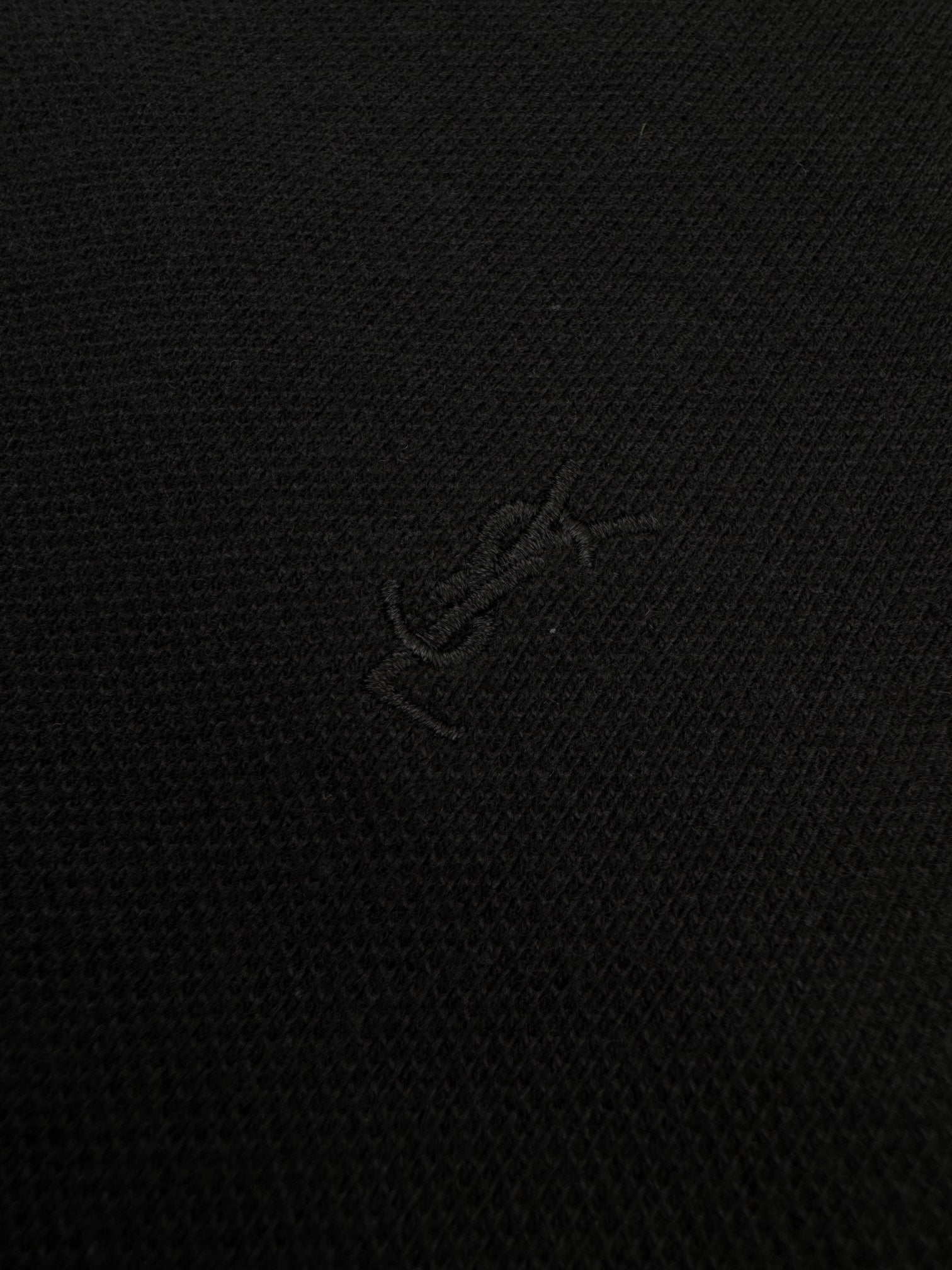 Black and Grey T-Shirt - FashionHype.xyz