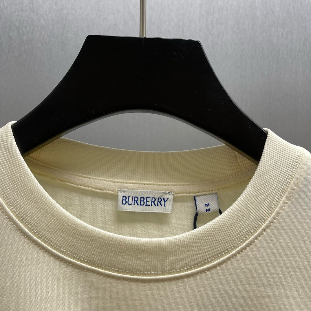 Mehrfarbiges T-Shirt