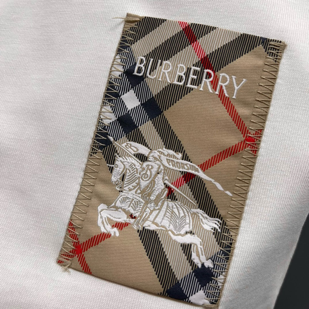 Mehrfarbiges T-Shirt
