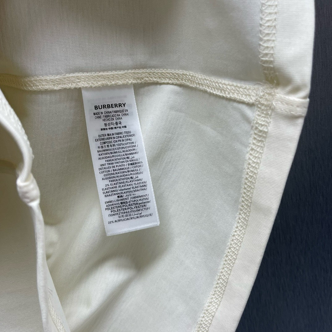 Mehrfarbiges T-Shirt