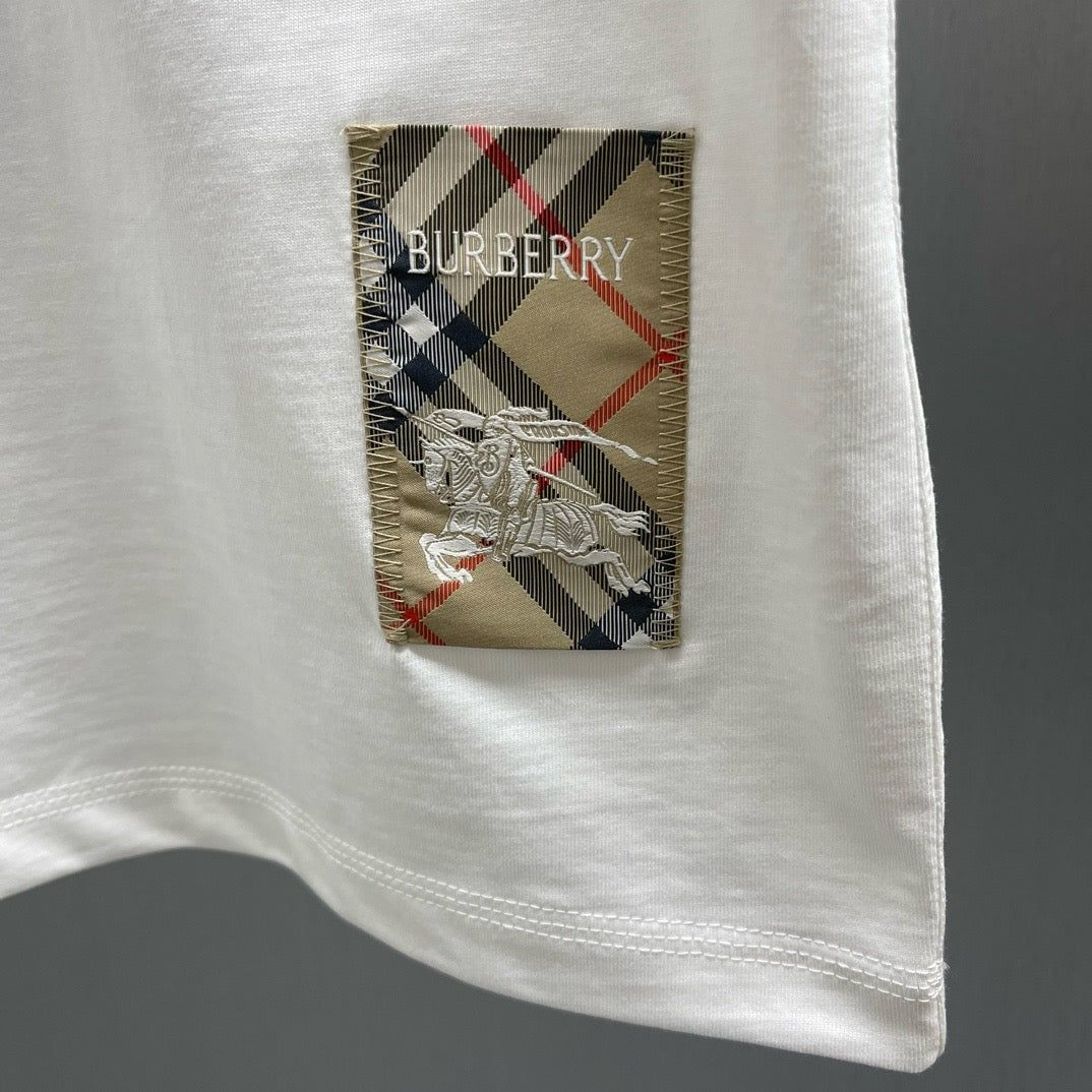 Mehrfarbiges T-Shirt