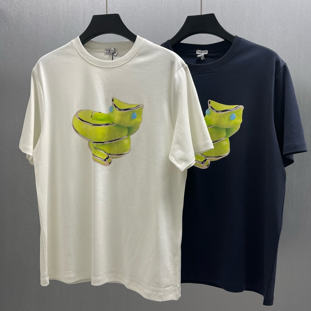 تي شيرت أزرق وأبيض