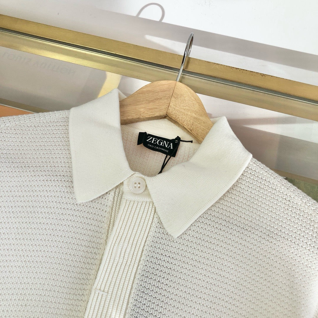 Jersey in Weiß und Apricot