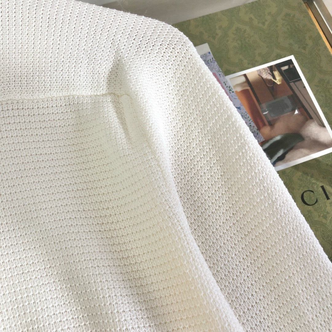 Jersey in Weiß und Apricot