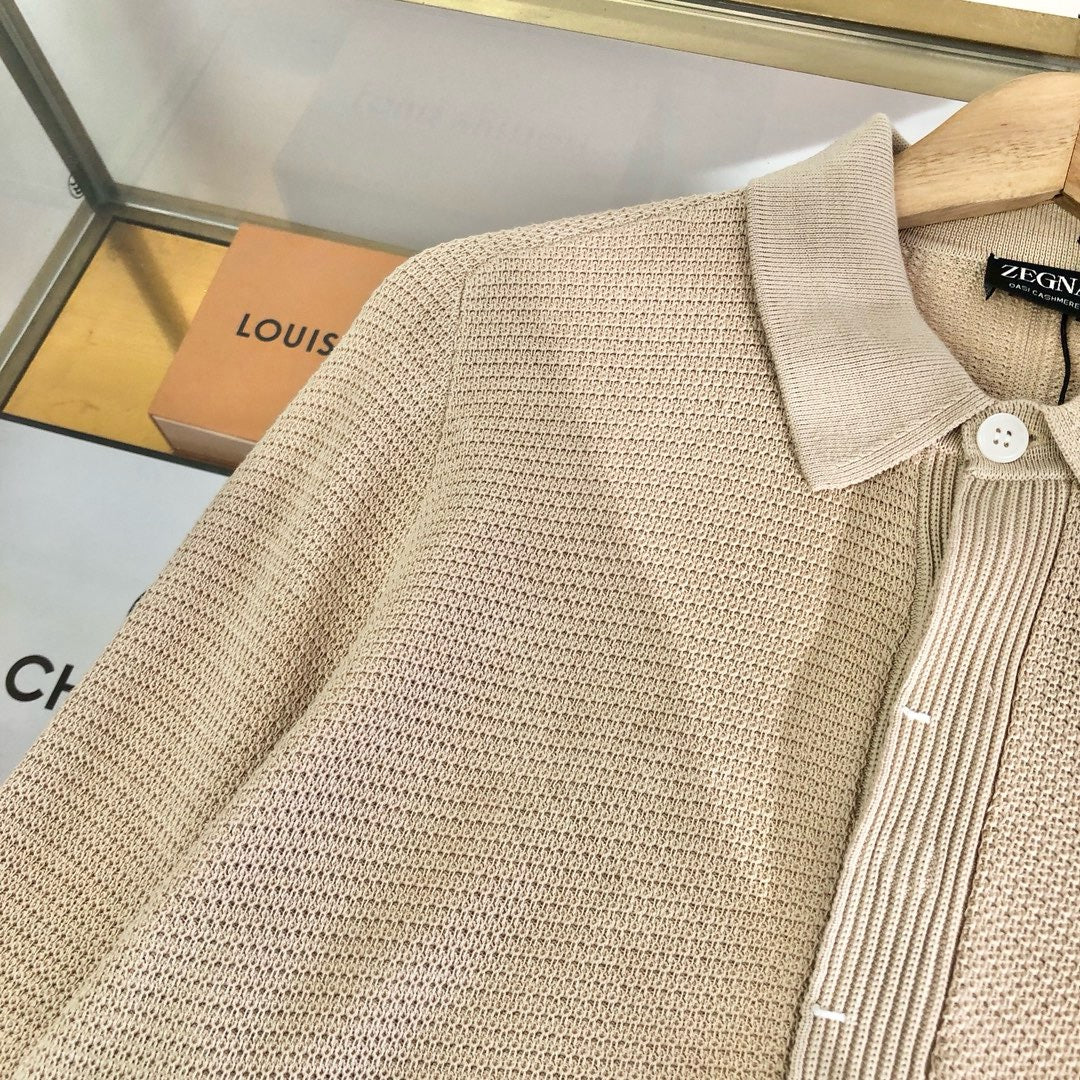 Jersey in Weiß und Apricot