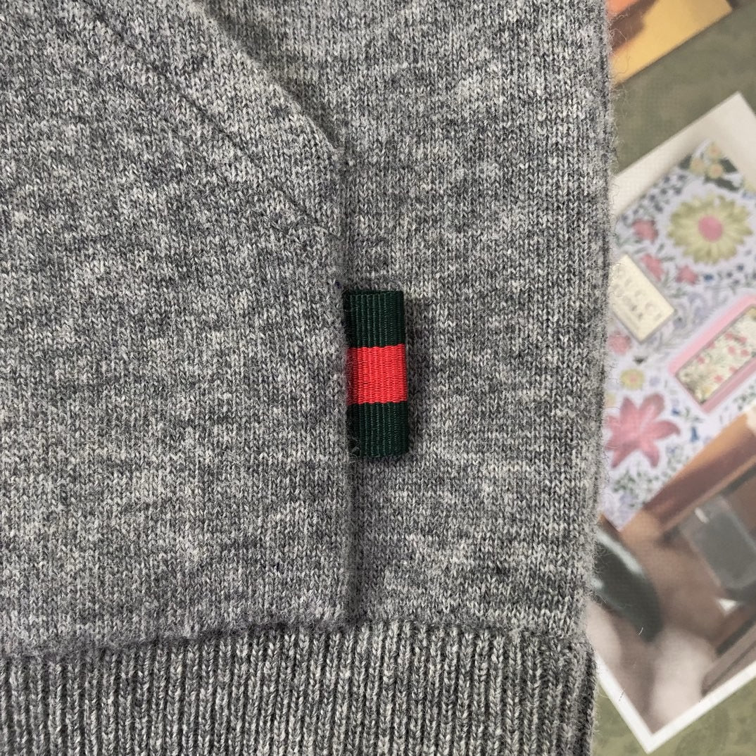 Graue Jacke
