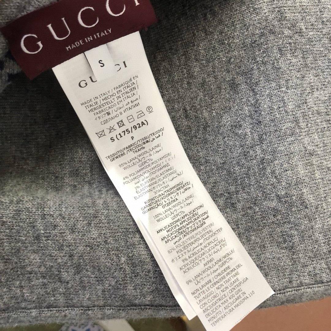 Graue Jacke