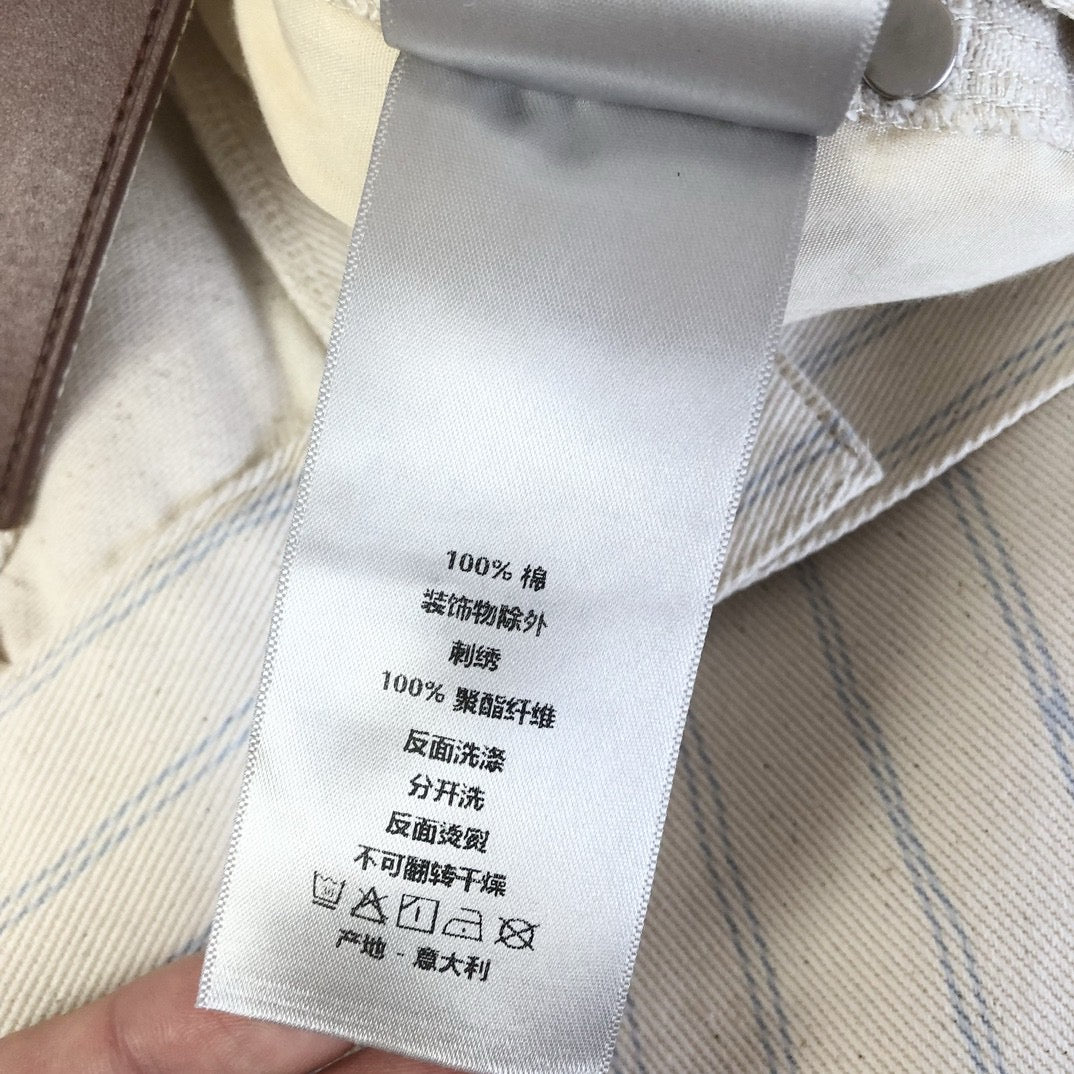 White Pant - FashionHype.xyz