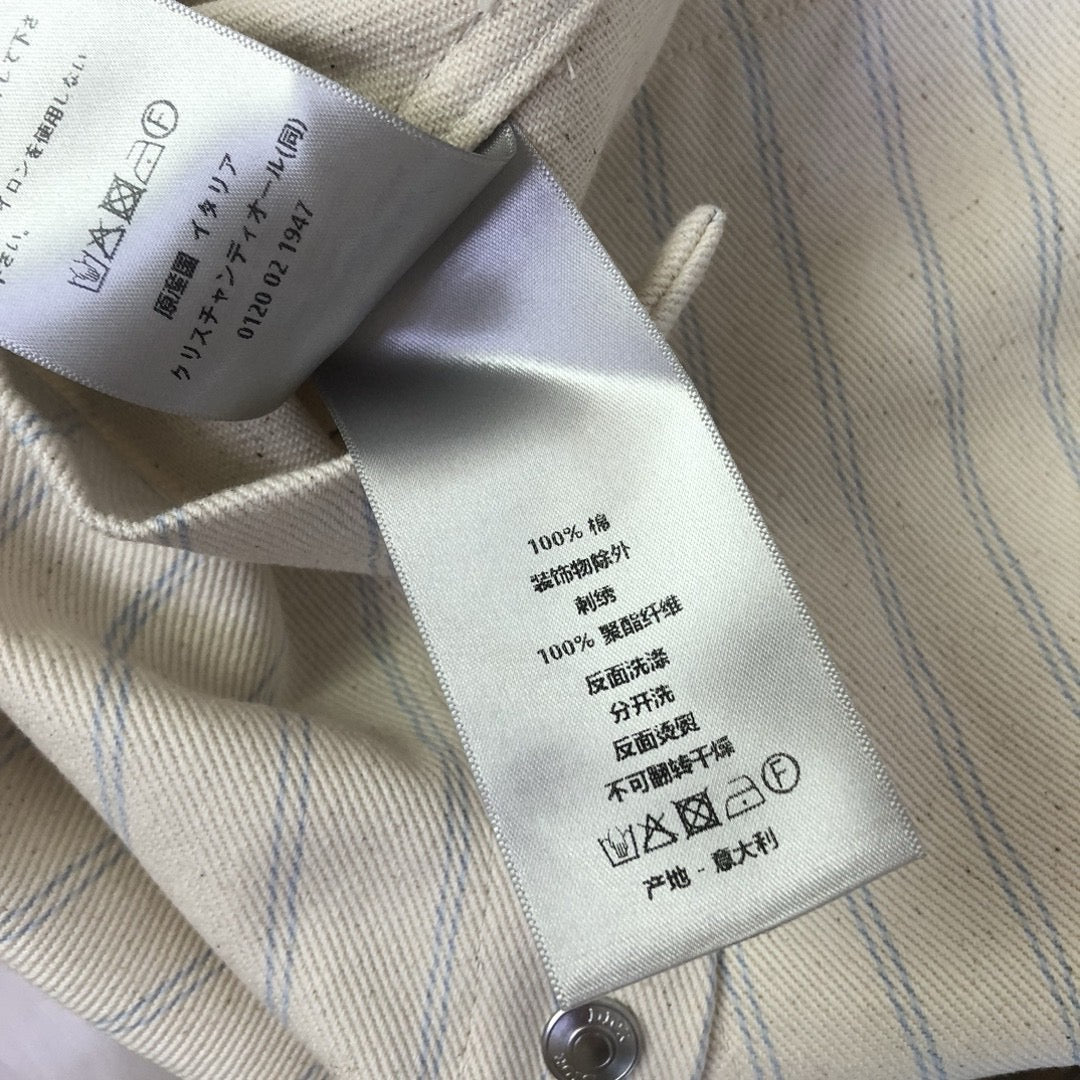 White Jacket - FashionHype.xyz