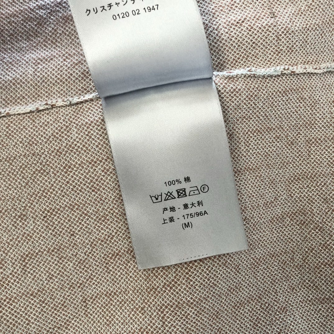 بولو متعدد الألوان