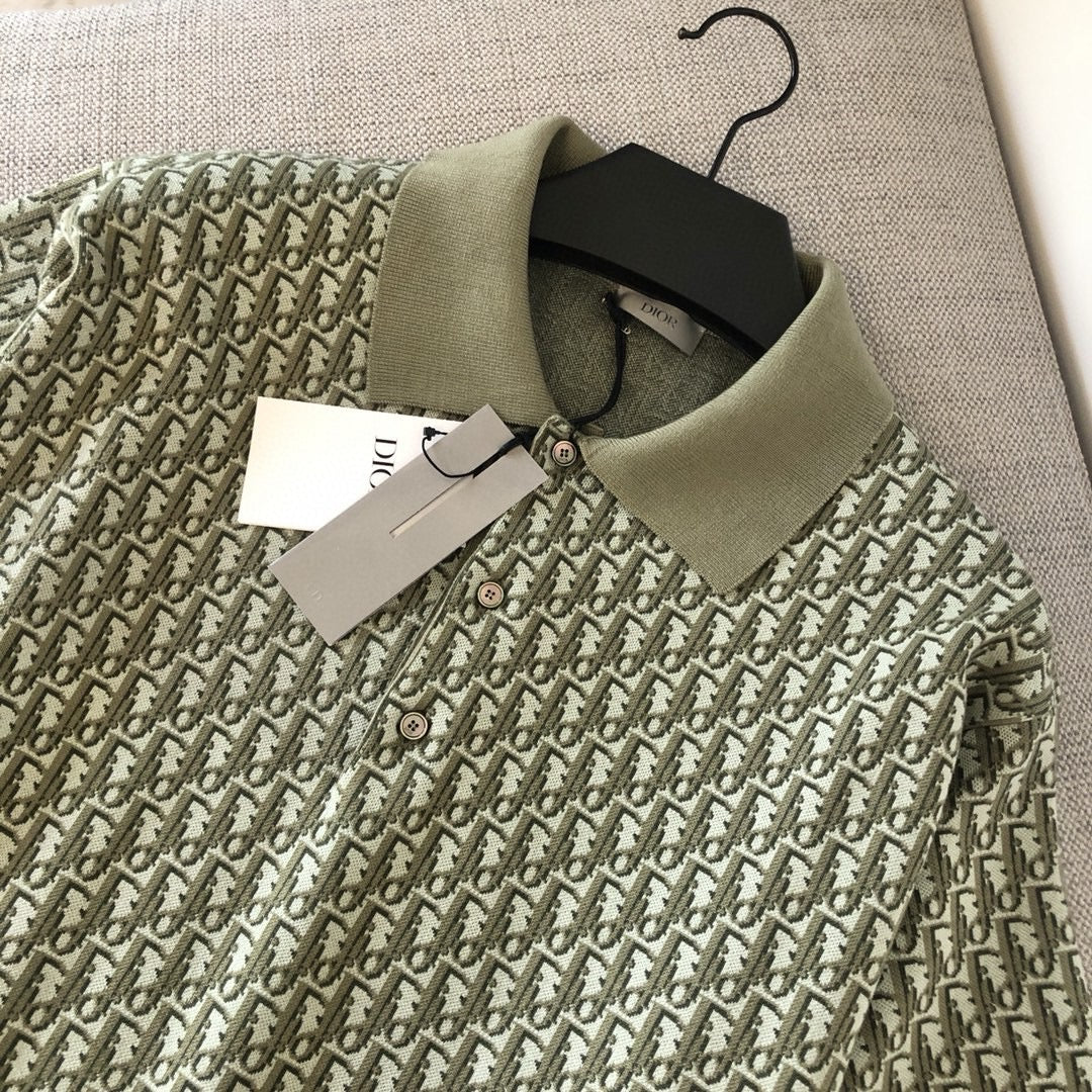 بولو متعدد الألوان