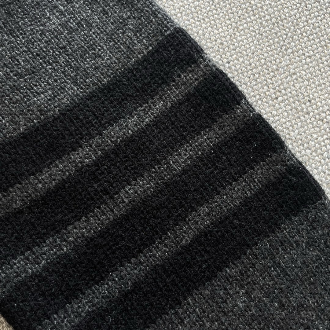 Dunkelblaue Jacke