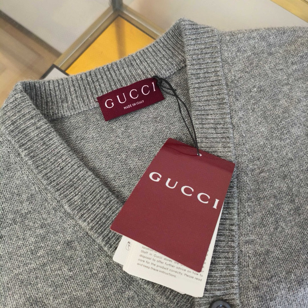 Graue Jacke