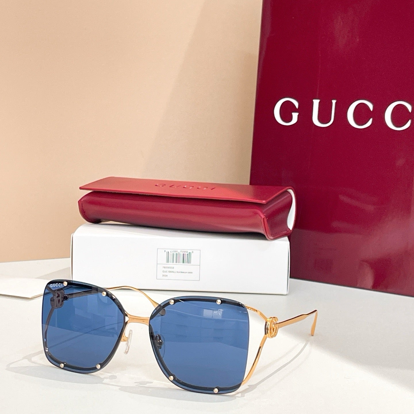 نظارة شمسية متعددة الألوان