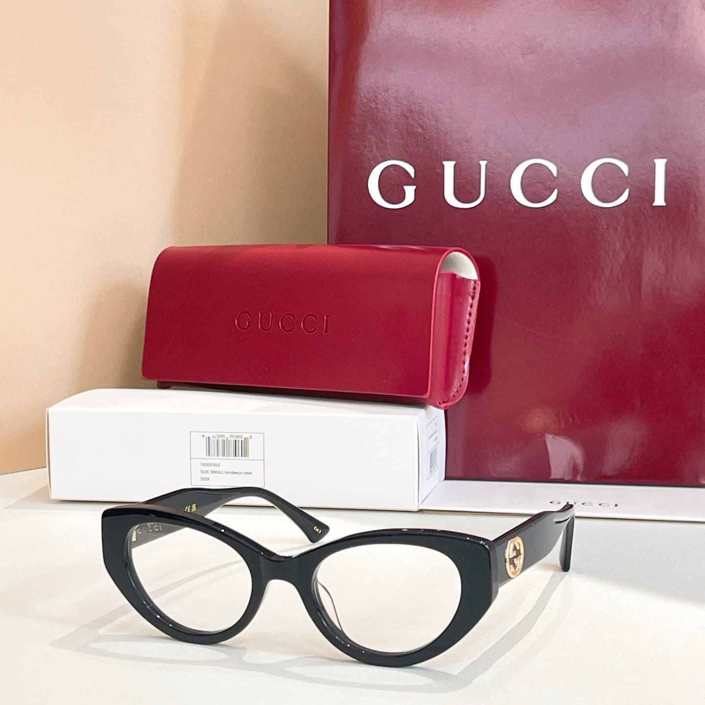 نظارة شمسية متعددة الألوان