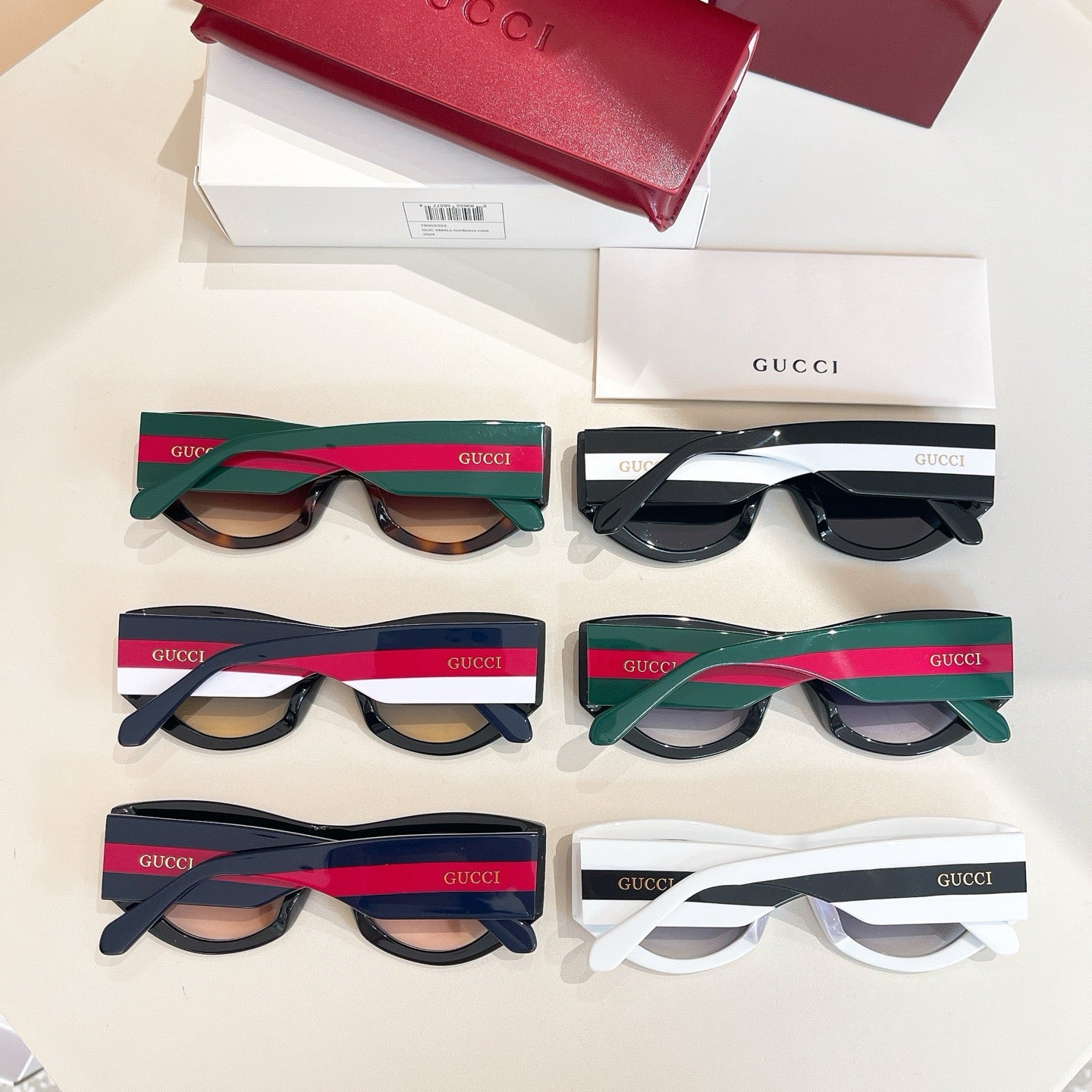 نظارة شمسية متعددة الألوان