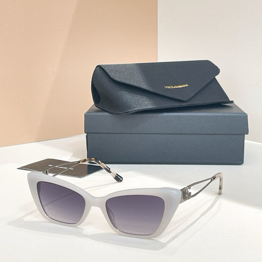 Mehrfarbige Sonnenbrille