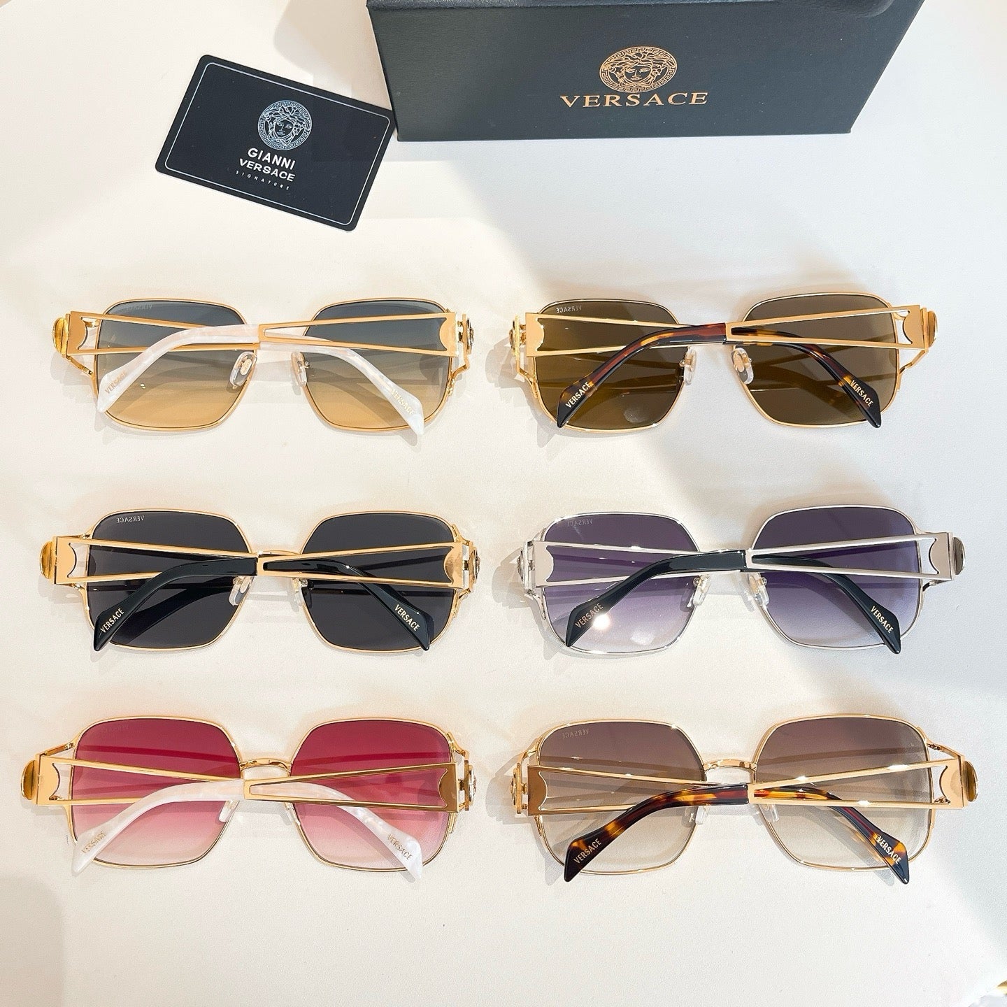 نظارة شمسية متعددة الألوان