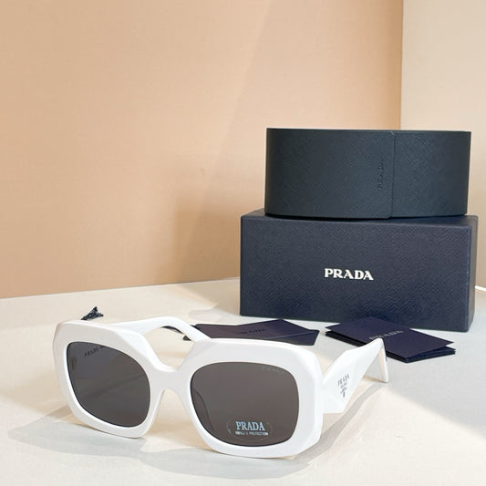 Mehrfarbige Sonnenbrille