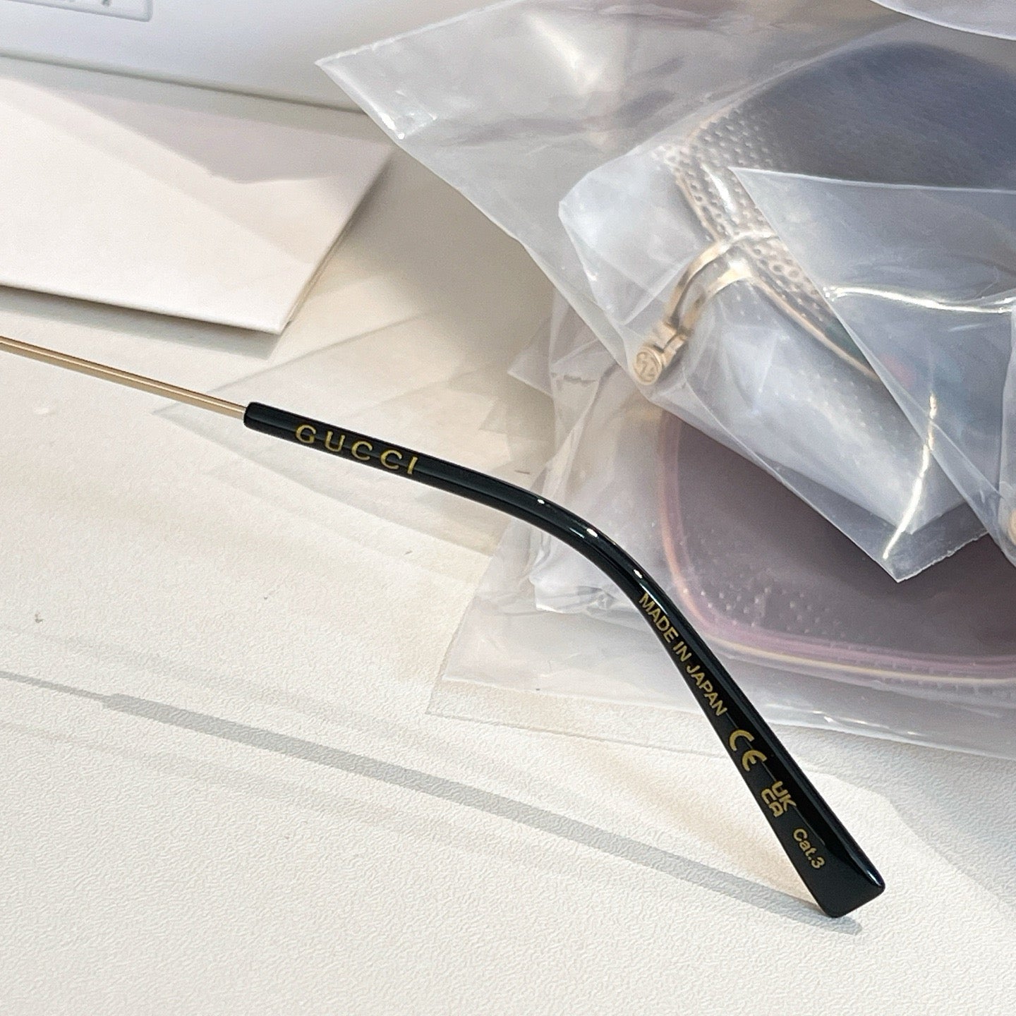 نظارة شمسية متعددة الألوان