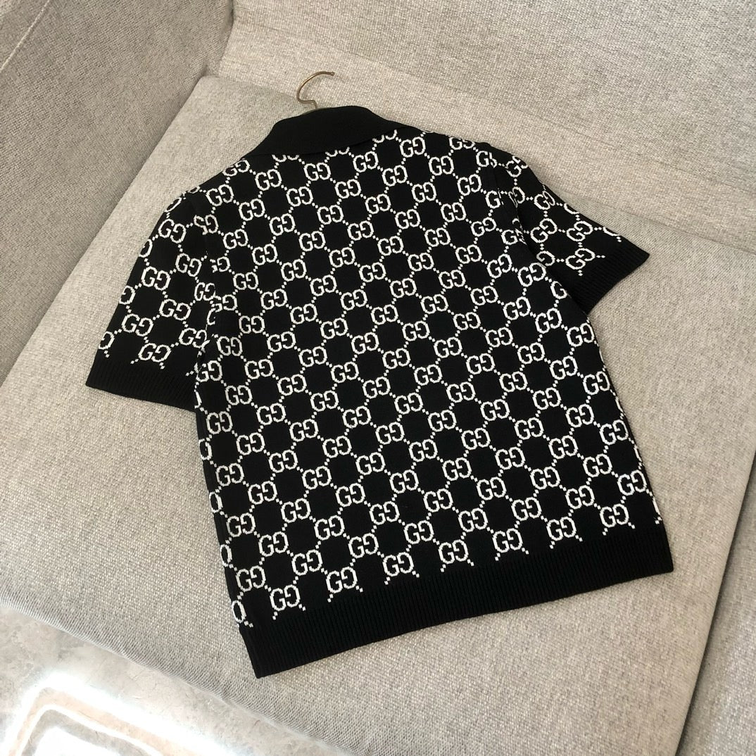 بولو متعدد الألوان