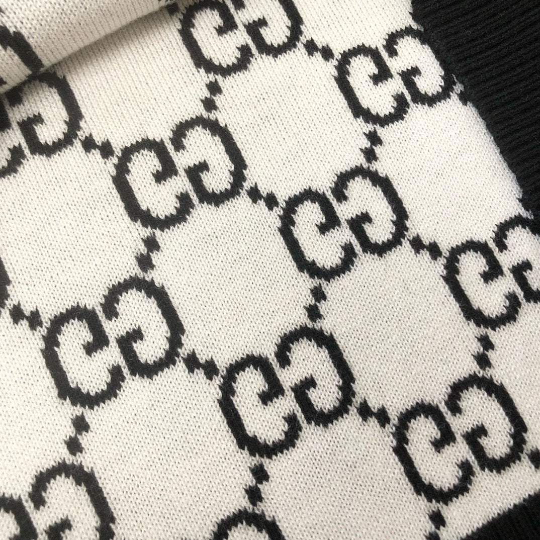 بولو متعدد الألوان