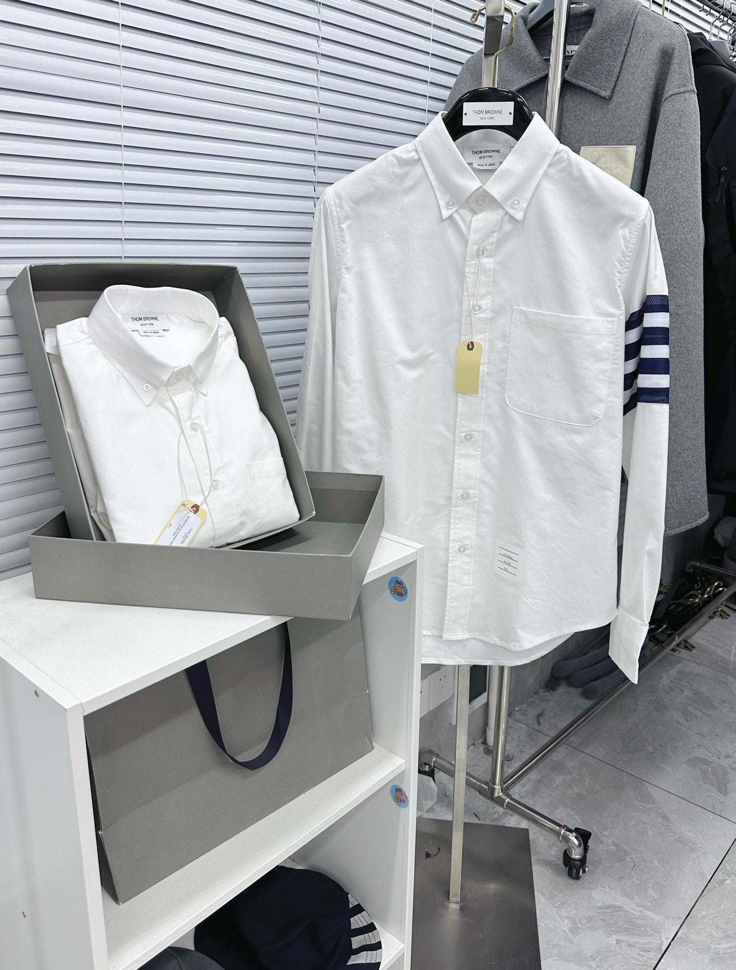 White Jacket - FashionHype.xyz