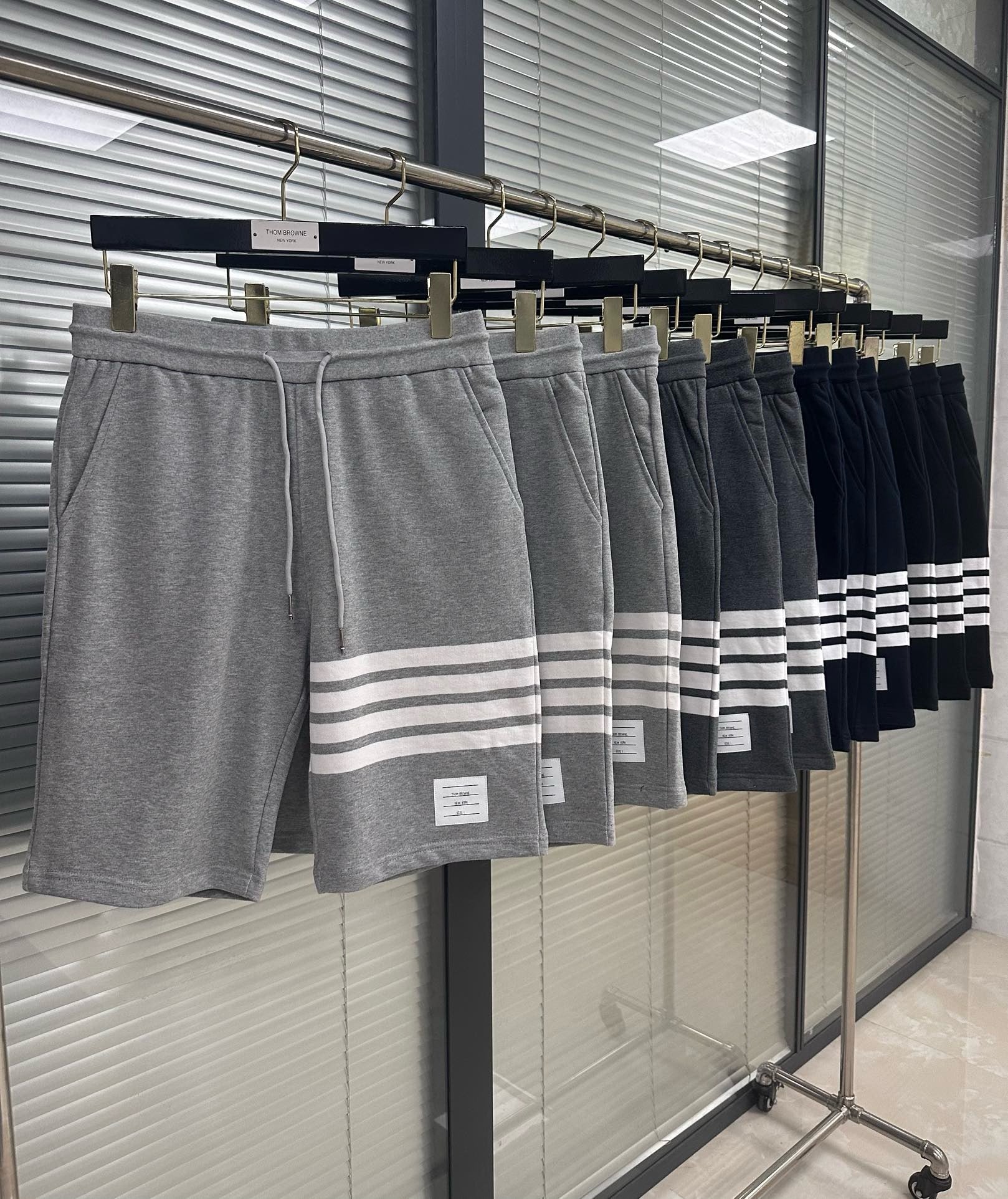 Multi-Colors Short - FashionHype.xyz