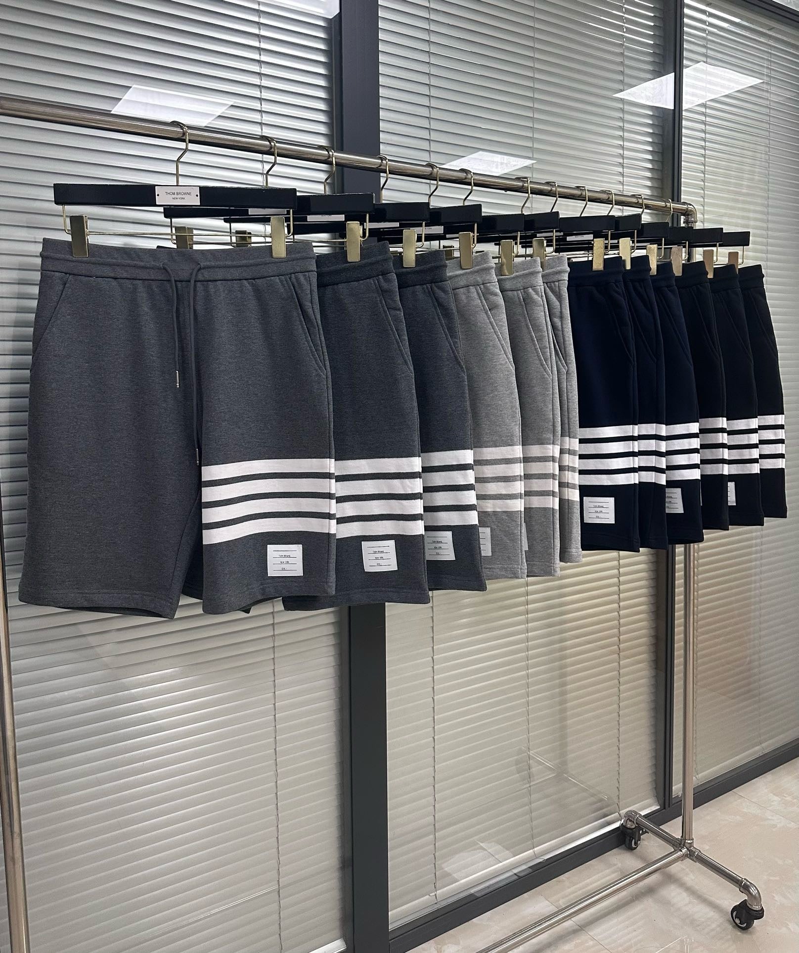 Multi-Colors Short - FashionHype.xyz