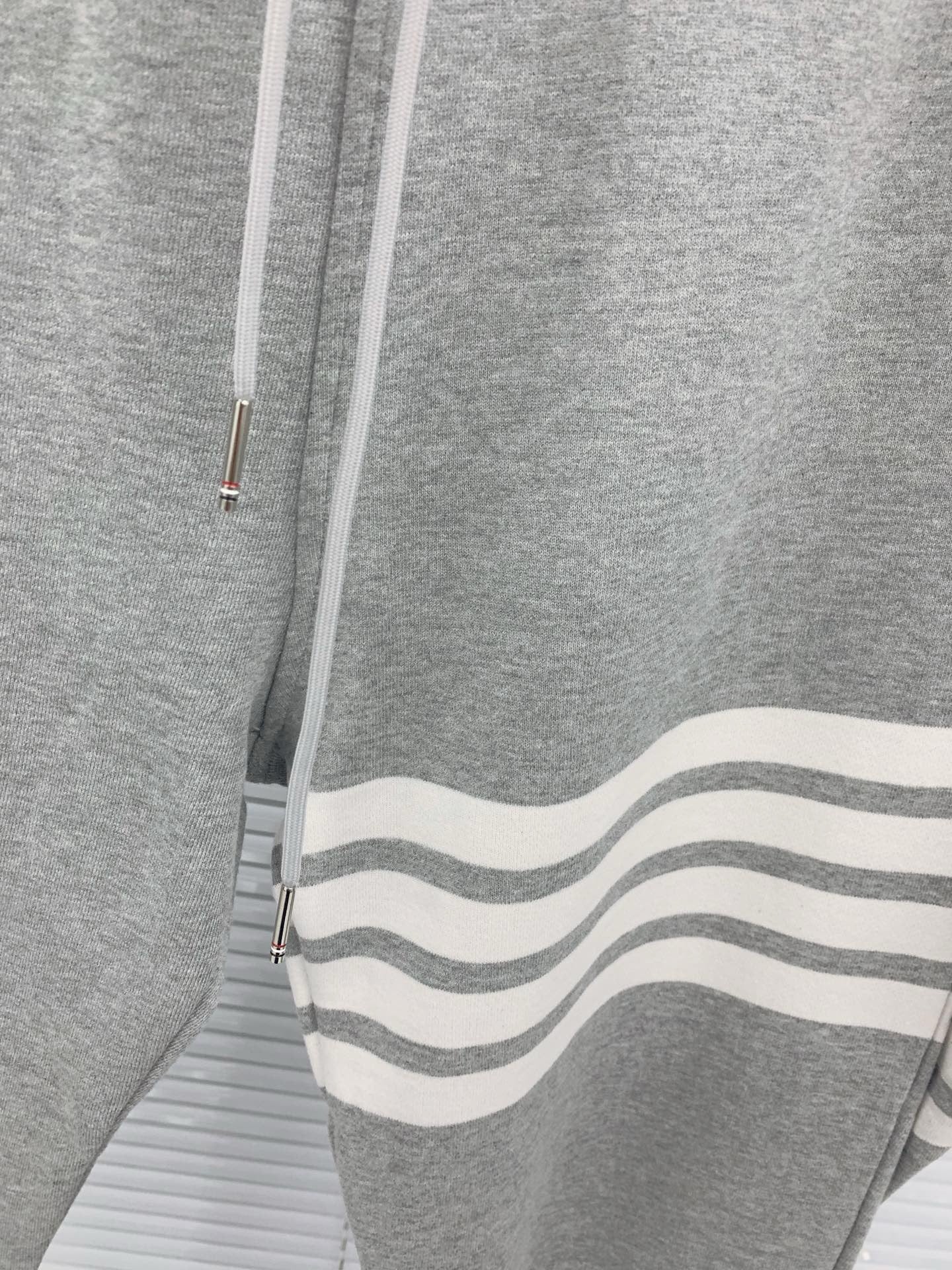 Mehrfarbige Hose