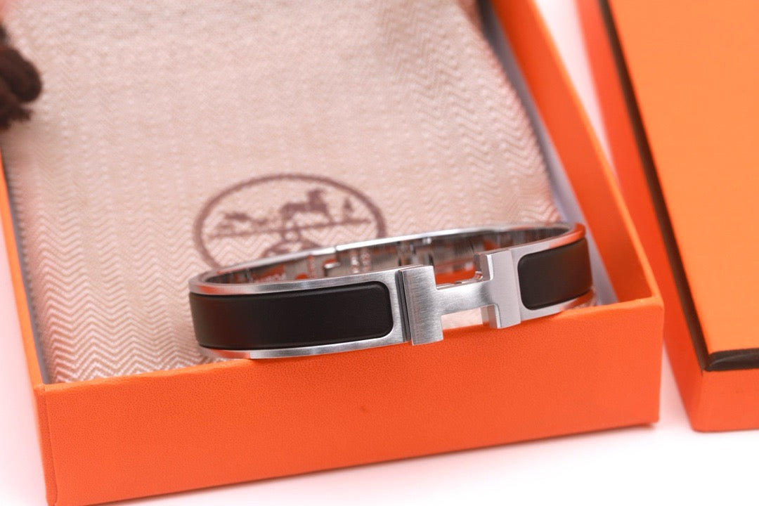 Black Silver Bracelet - FashionHype.xyz