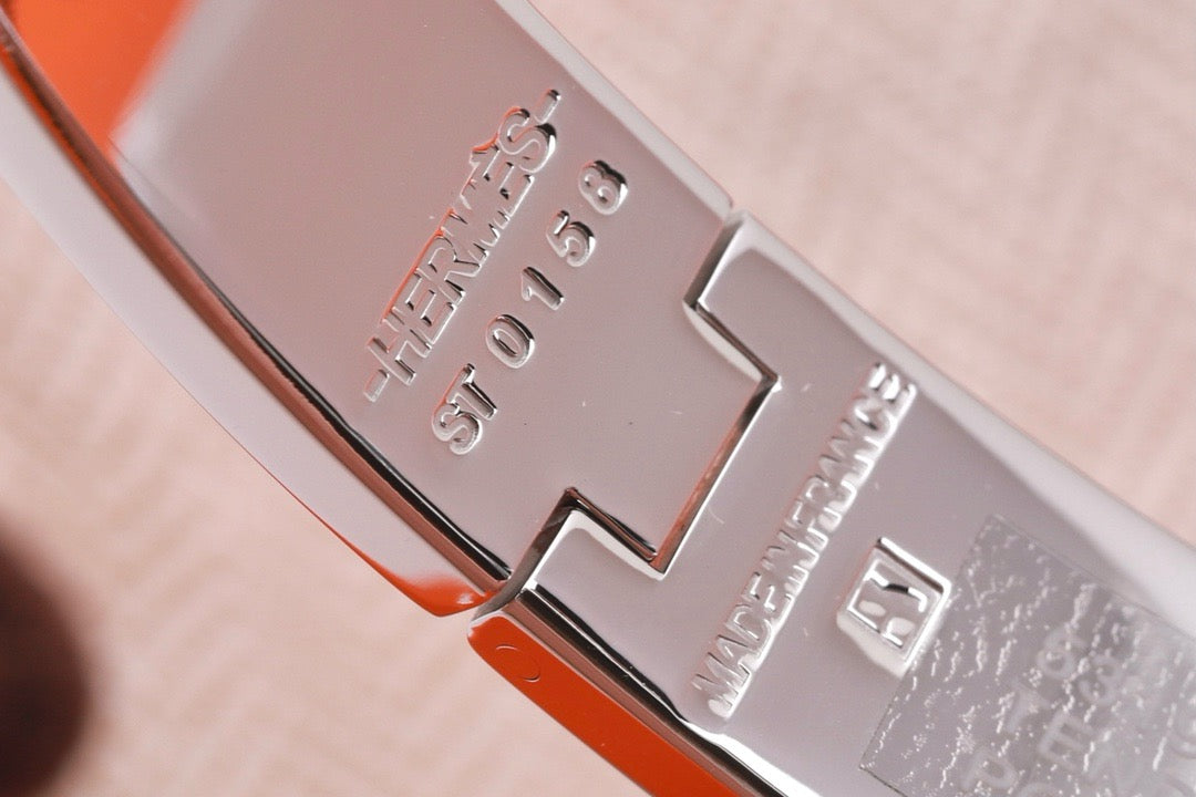 Pulsera de plata negra